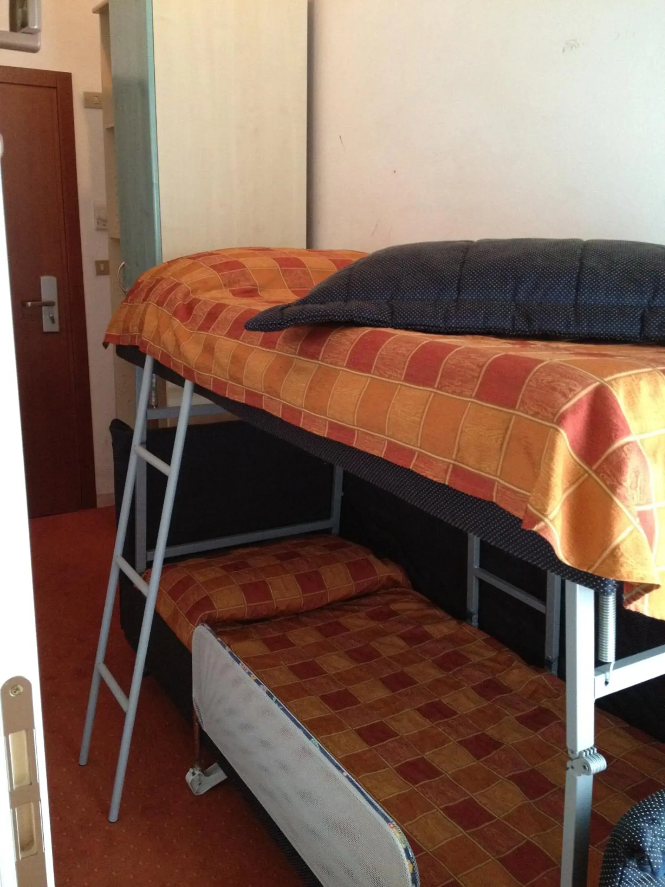 Bedroom, Bunk Bed in Hotel St. Moritz