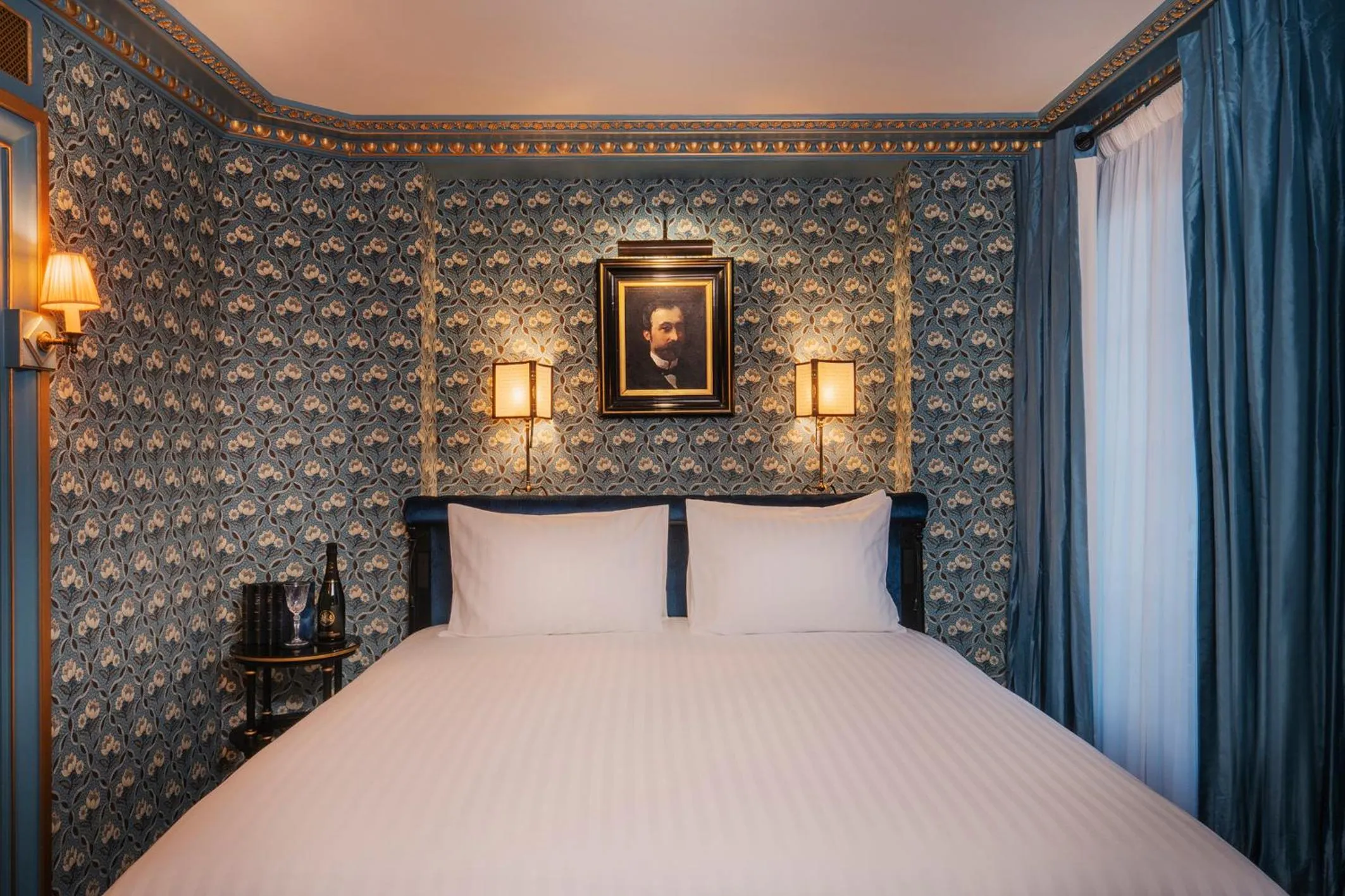 Bedroom, Bed in Maison Proust, Hotel & Spa La Mer