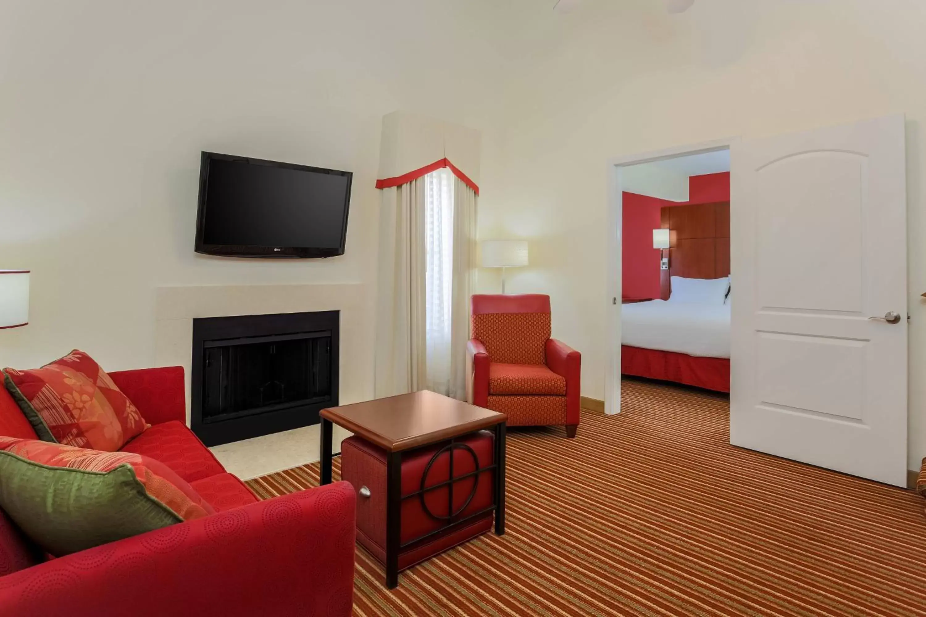 Living room, Seating Area in Residence Inn St. Louis Galleria