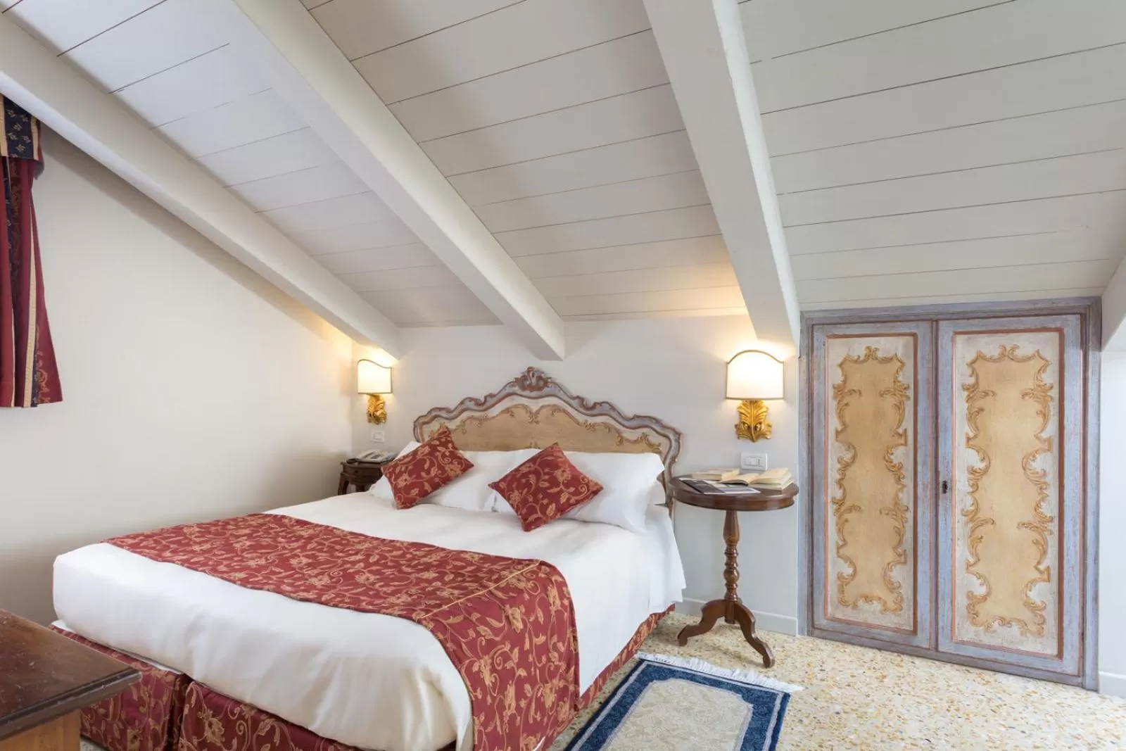 Photo of the whole room, Bed in Hotel Tiziano