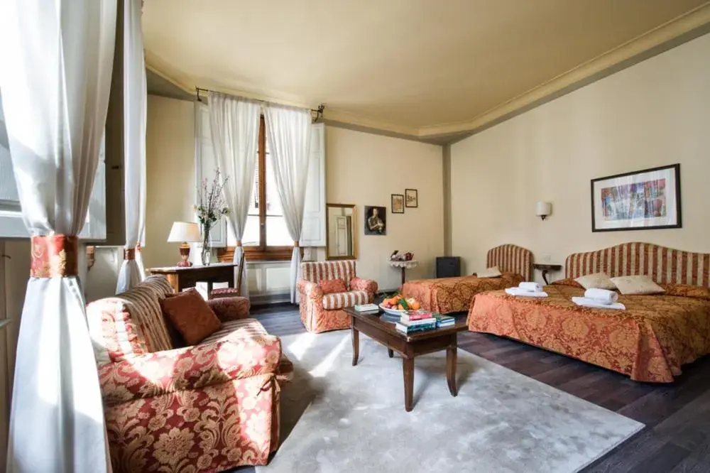 Photo of the whole room, Seating Area in Residenza Castiglioni