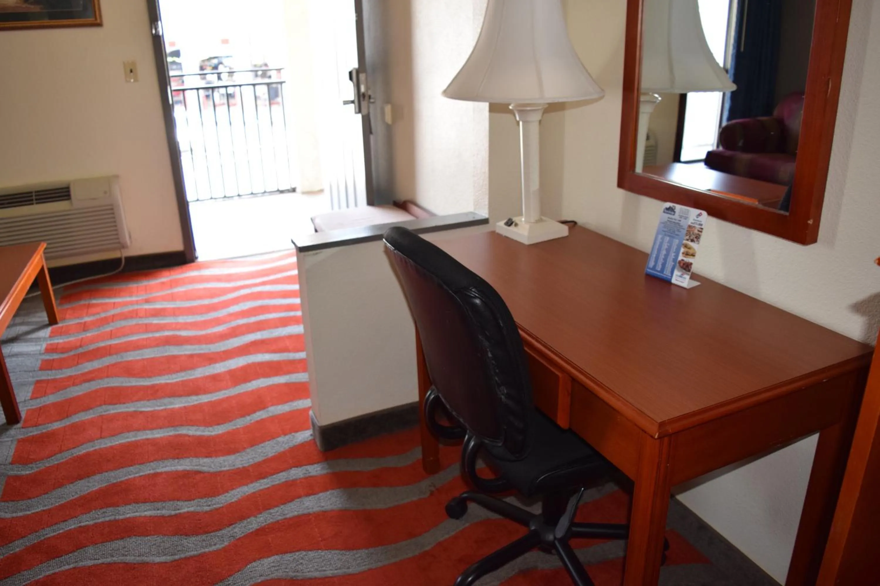 Area and facilities in Travelodge Inn & Suites by Wyndham Norman
