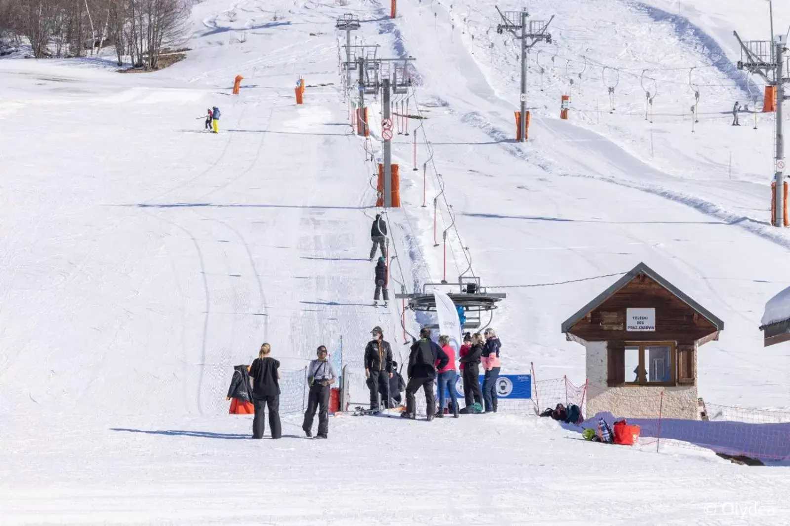 Ski School, Skiing in Adonis Fontaine du Roi by Olydea