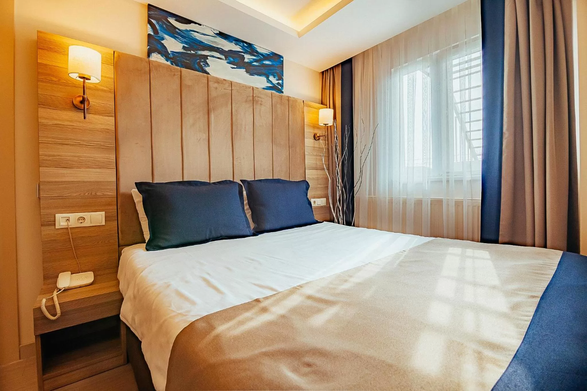 Photo of the whole room, Bed in The Milltown Hotel