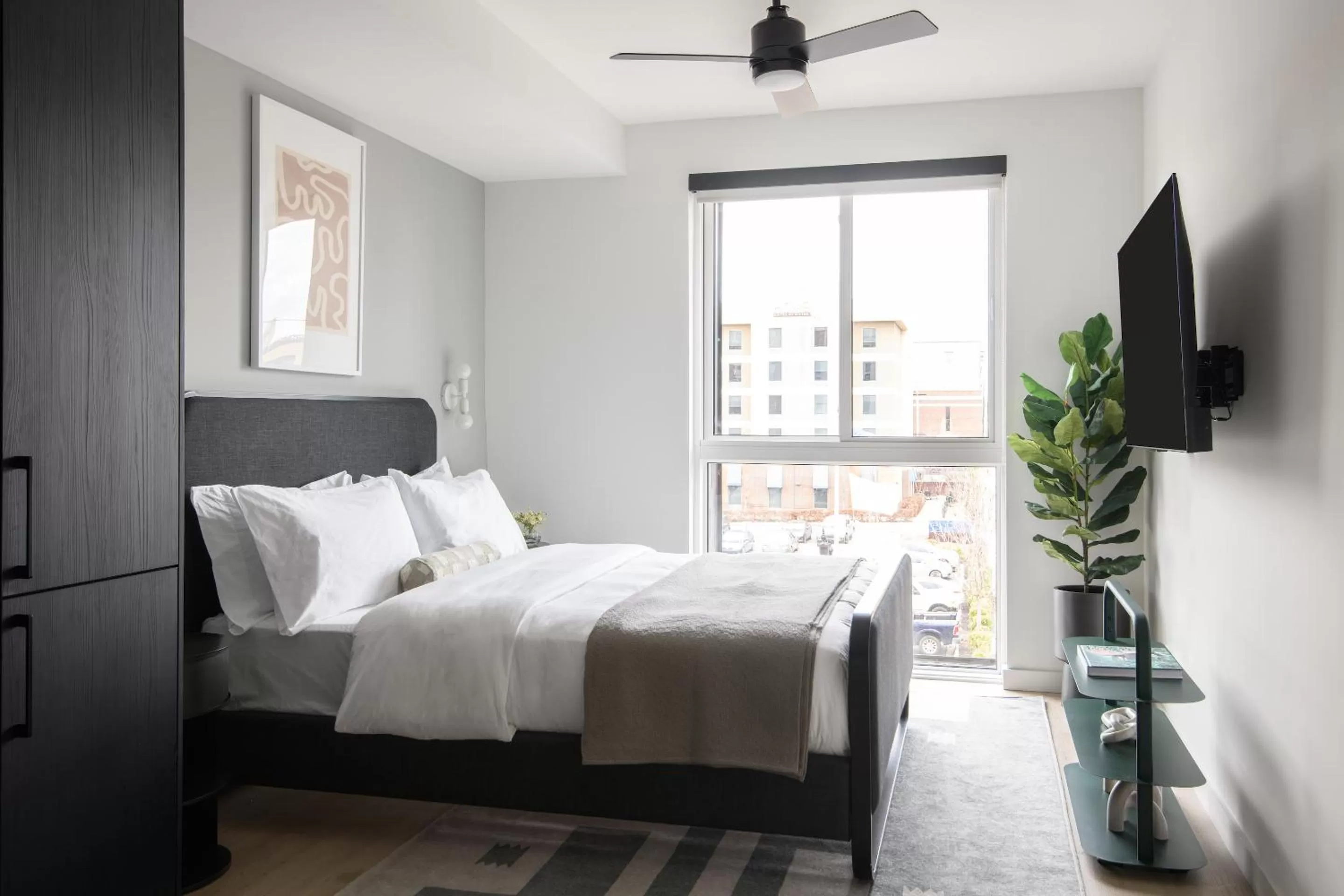 Bed in Mint House Birmingham - Downtown