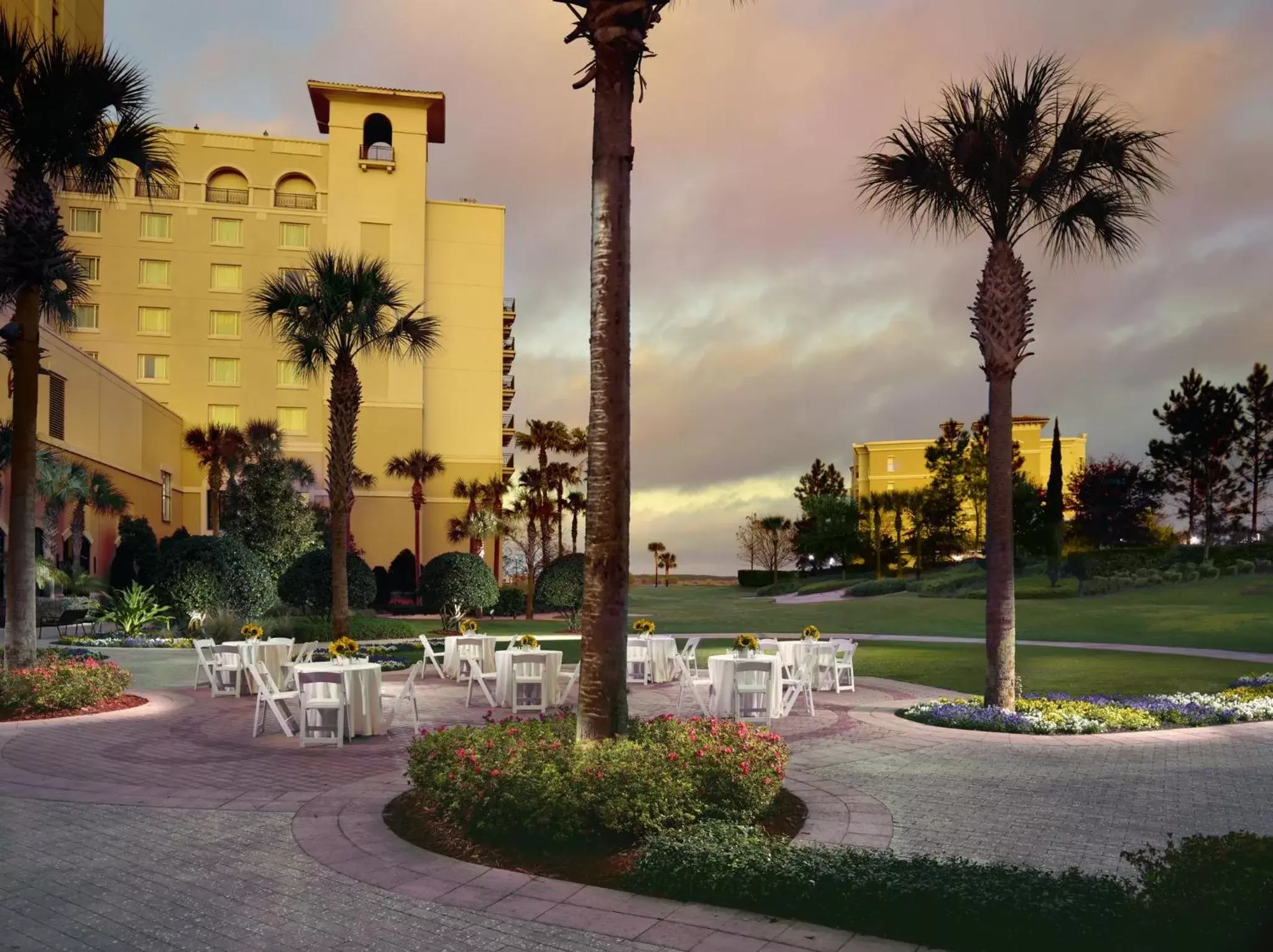 Property building, Swimming Pool in Omni Orlando Resort at Championsgate