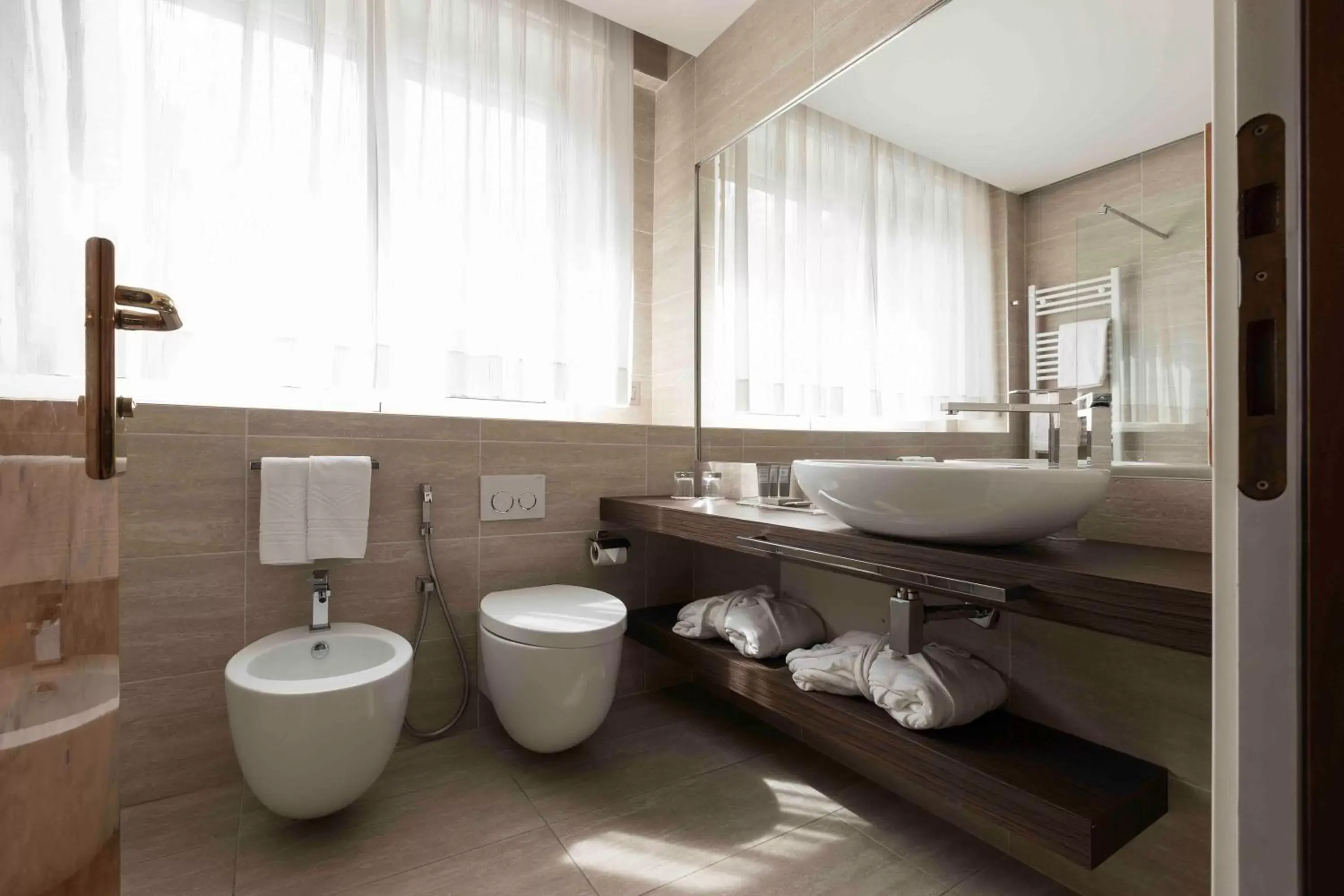 Bathroom in Hotel La Palma