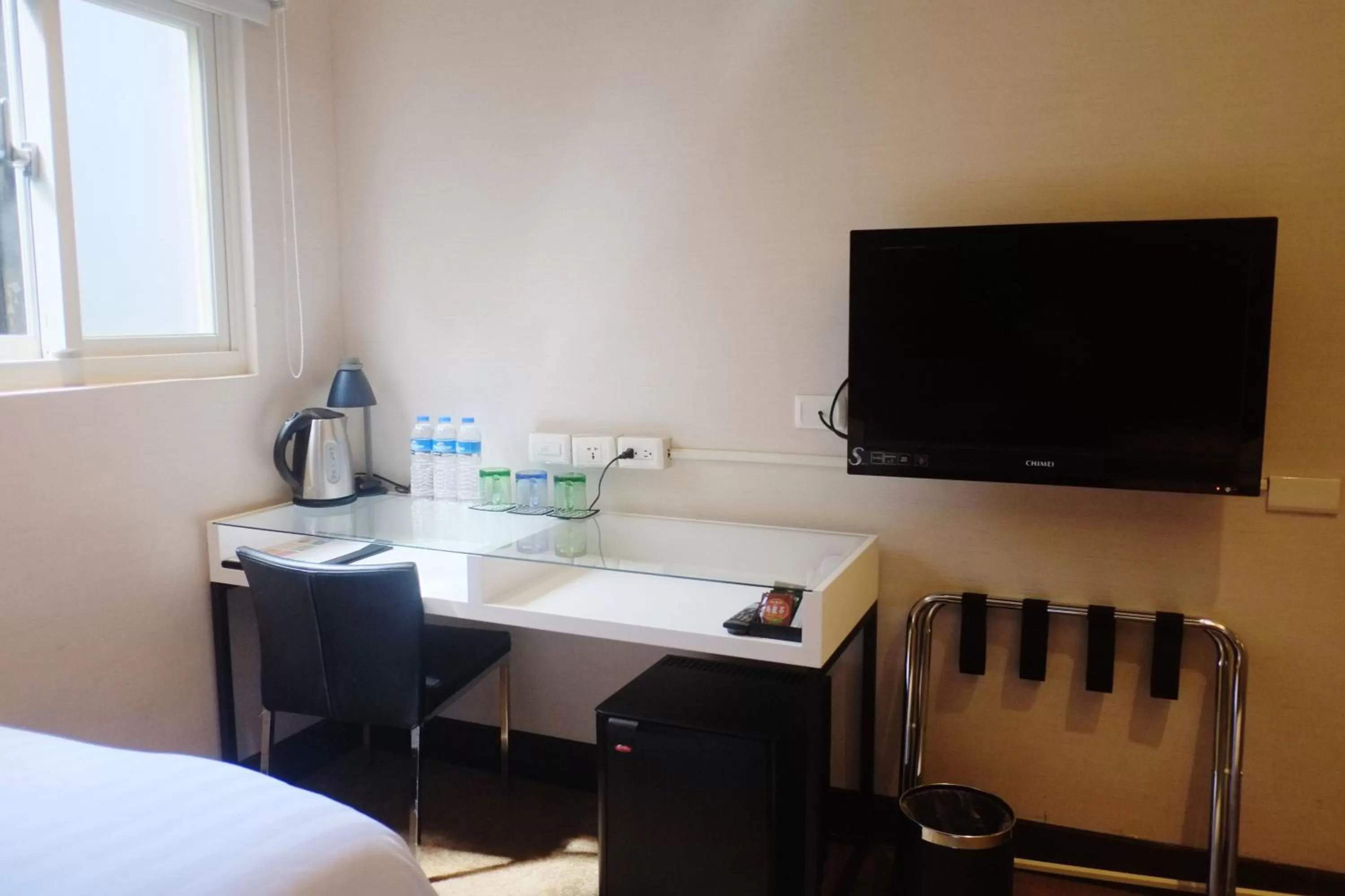 TV and multimedia, Bed in Hotel Puri