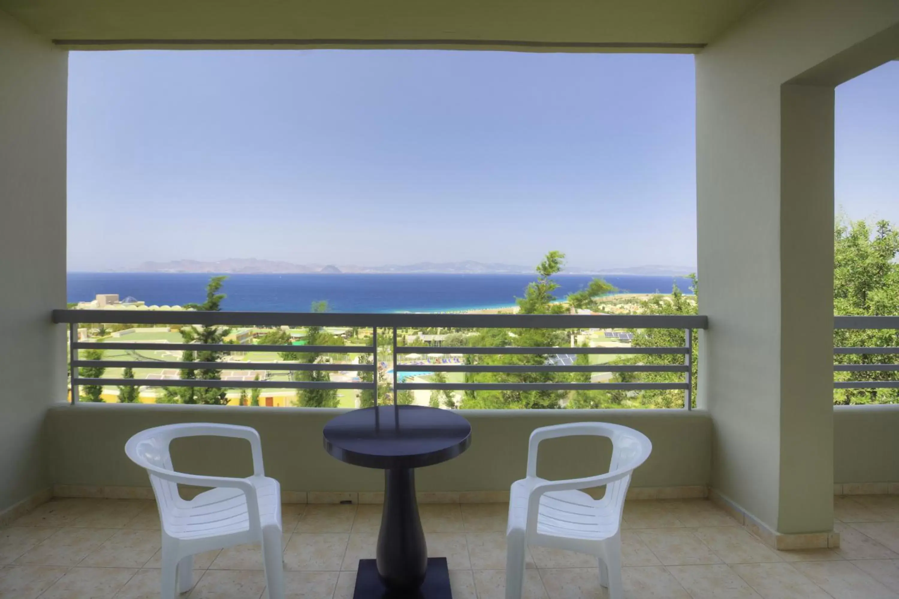 View (from property/room), Balcony/Terrace in Kipriotis Aqualand Hotel