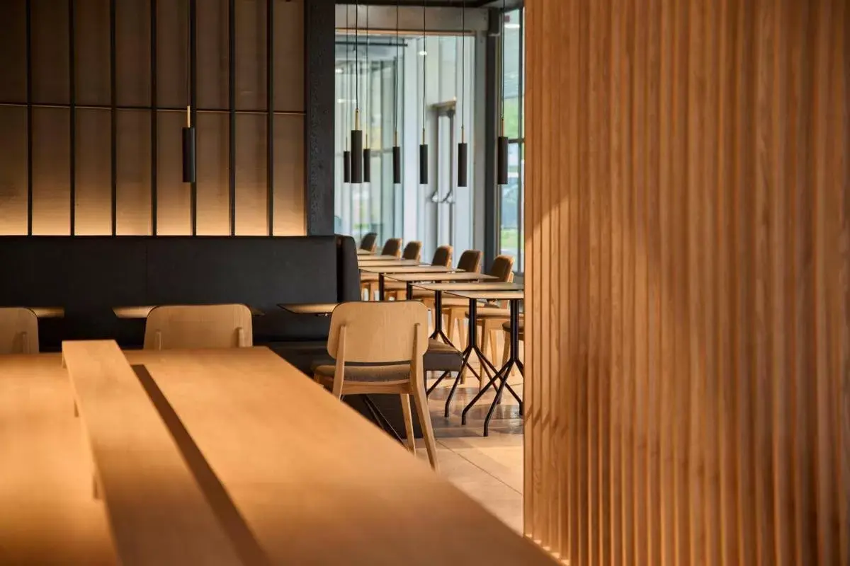 Restaurant/places to eat in Zleep Madrid Airport Restaurant/places to eat in Zleep Madrid Airport