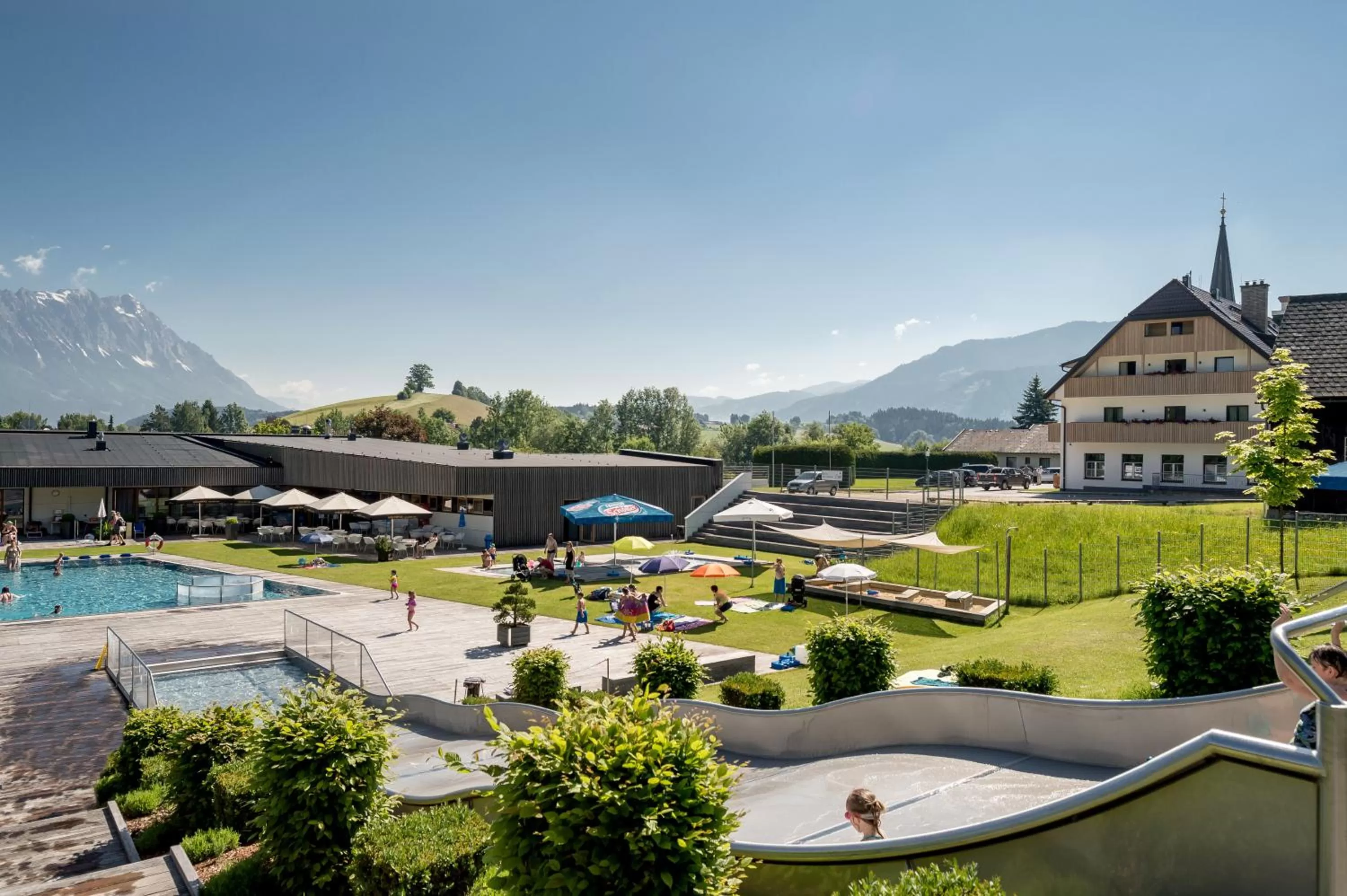 Swimming pool in Hotel Loy