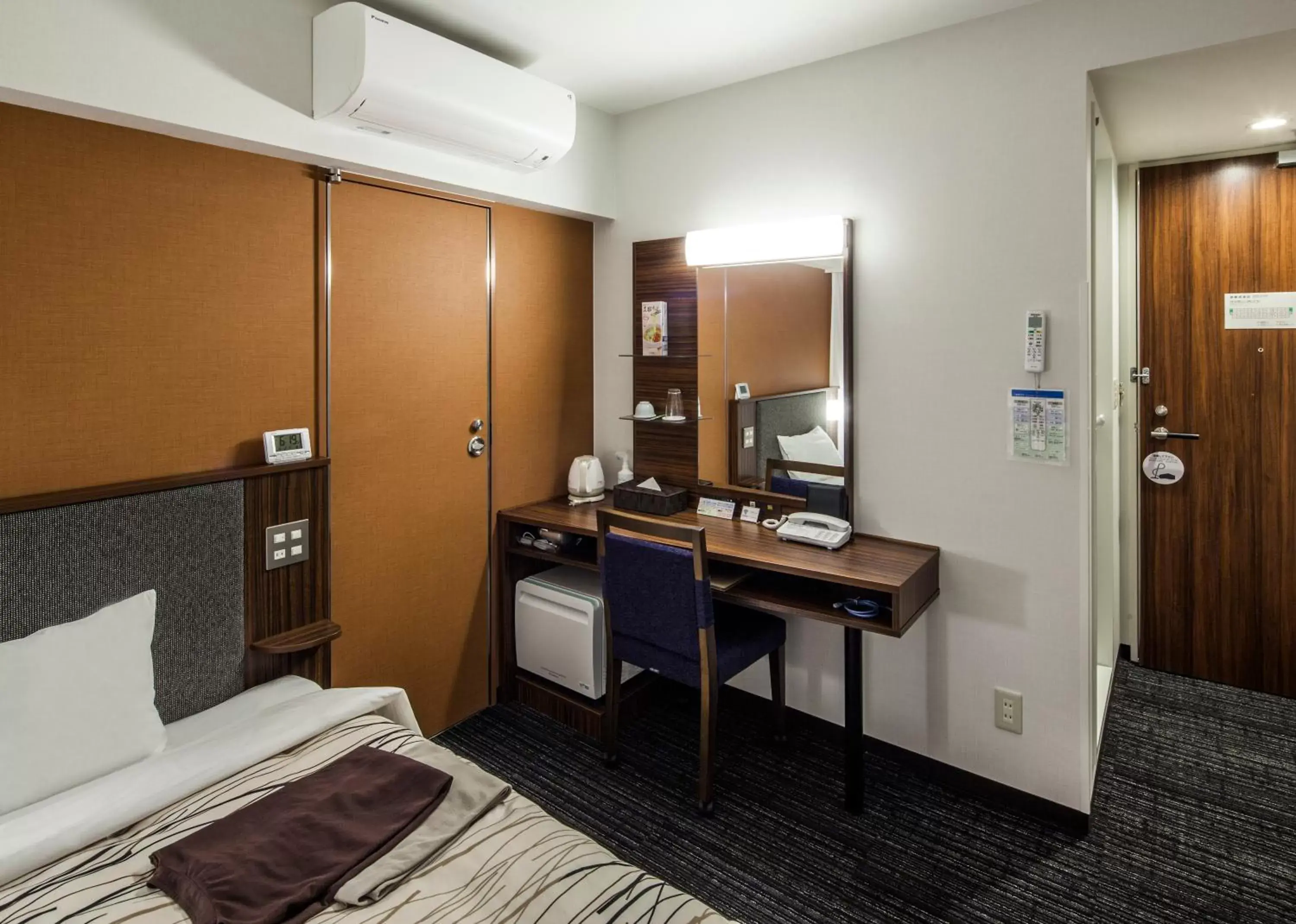 Photo of the whole room, Bathroom in Fukui Manten Hotel Ekimae