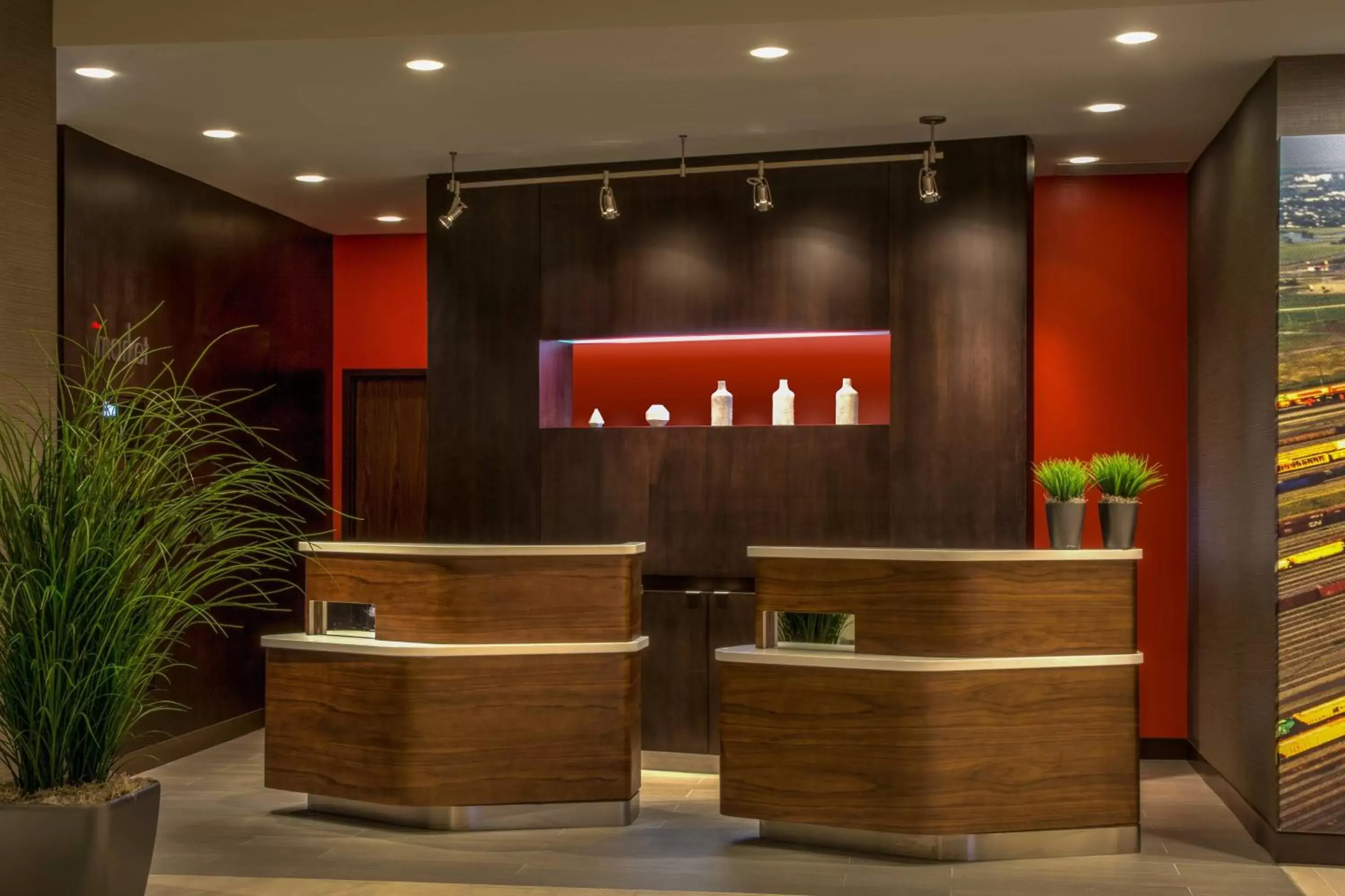 Property building, Lobby/Reception in Courtyard by Marriott Winnipeg Airport