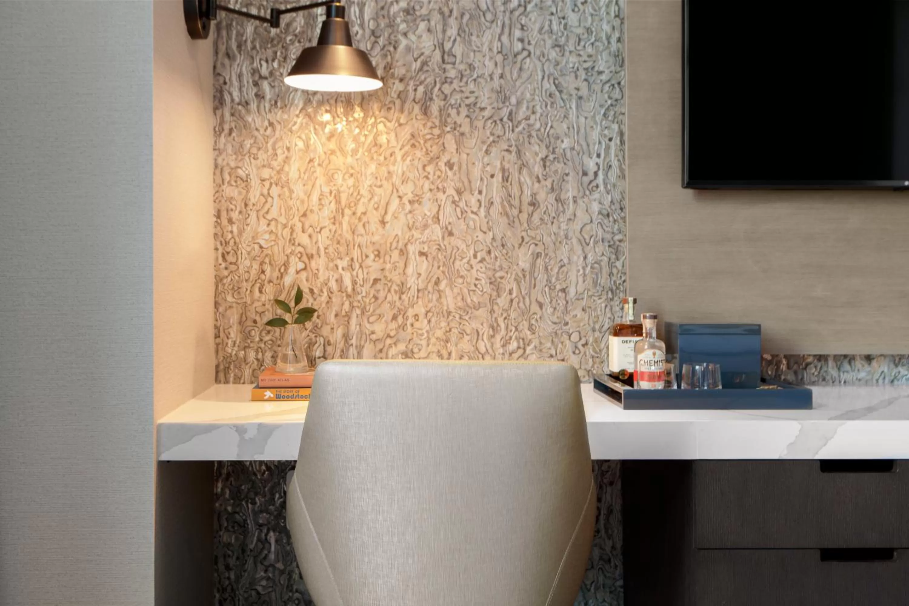 Photo of the whole room in Kimpton Hotel Arras by IHG