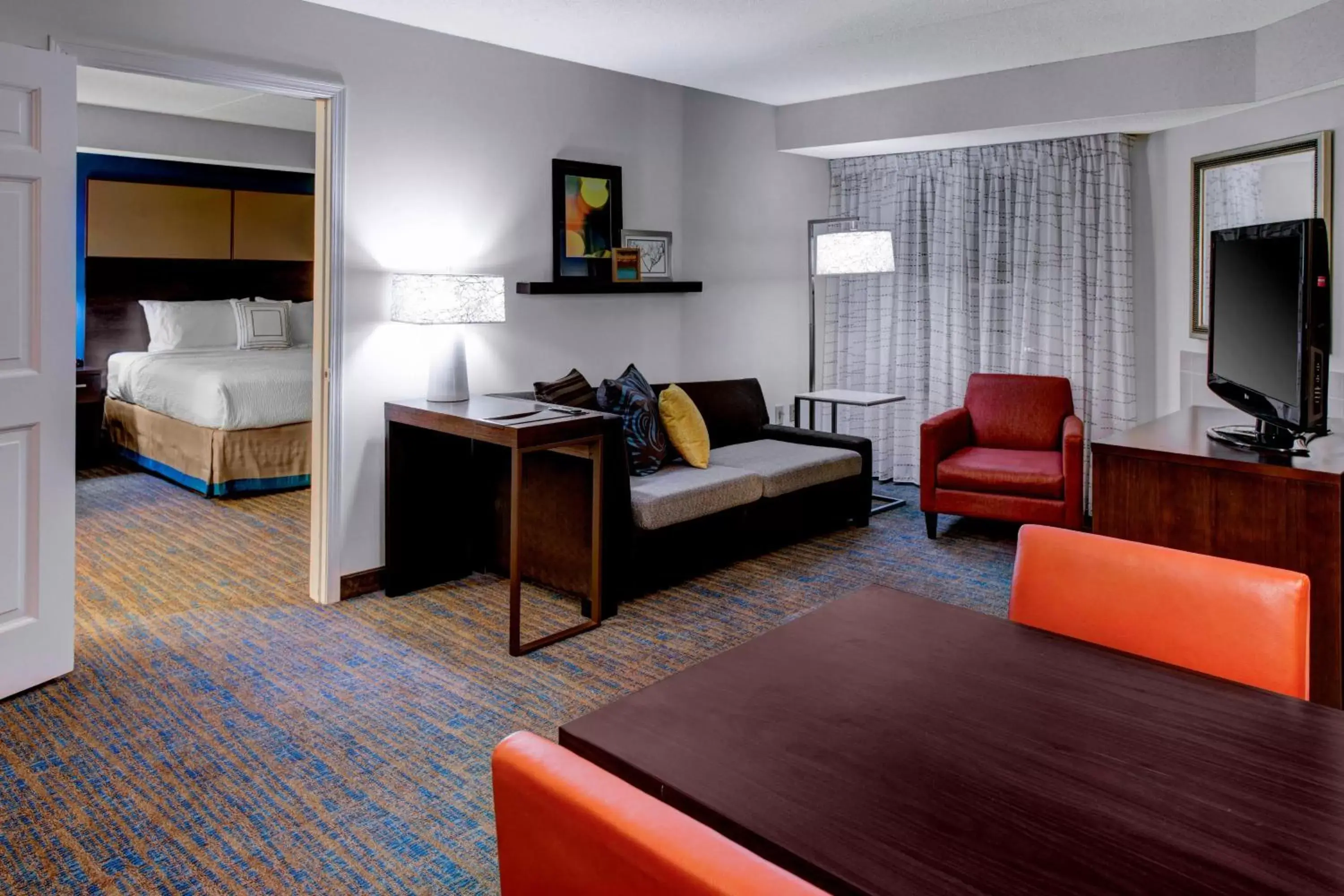 Bedroom, Seating Area in Residence Inn by Marriott Cleveland Beachwood