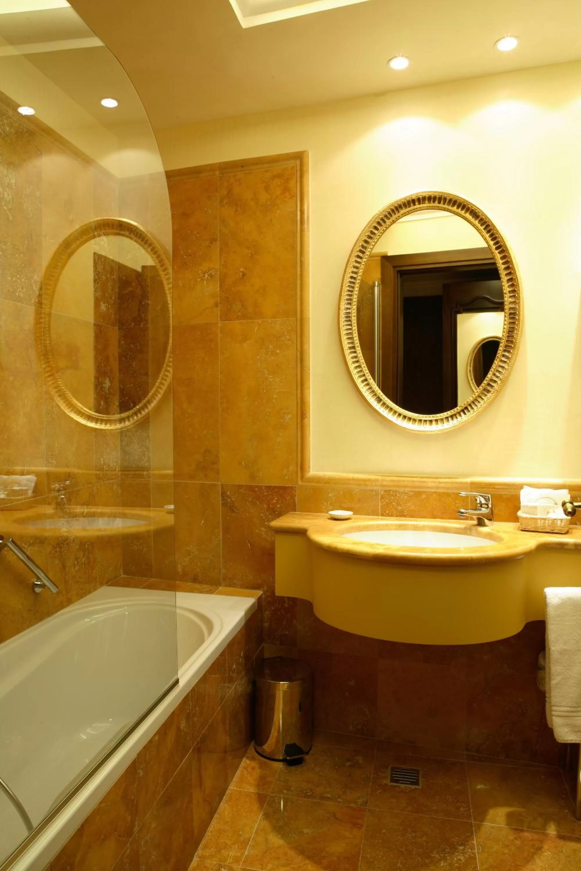 Bathroom in Hotel Al Codega