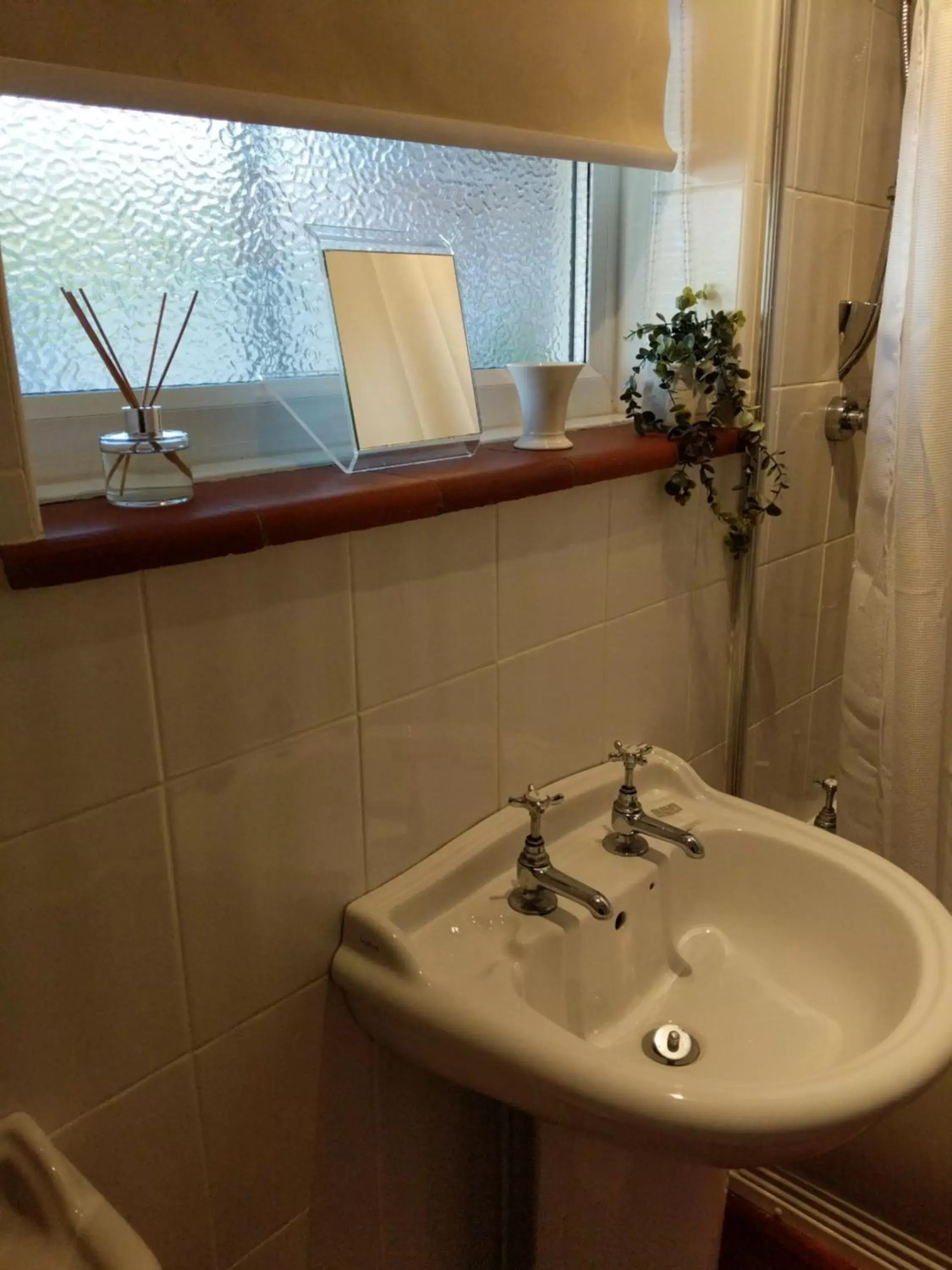 Bathroom in Hazler Lodge