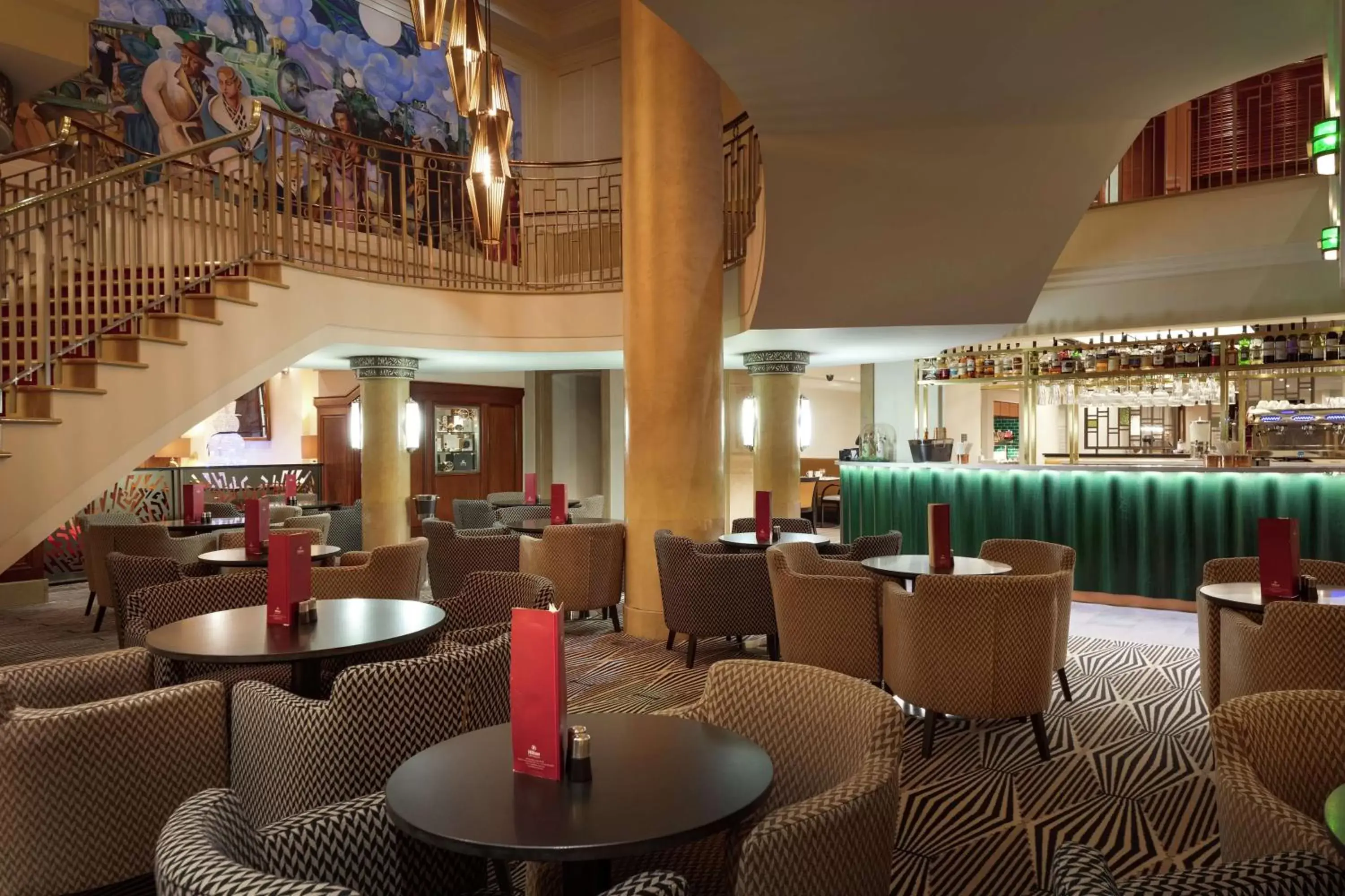 Lounge or bar, Lounge/Bar in Hilton London Paddington