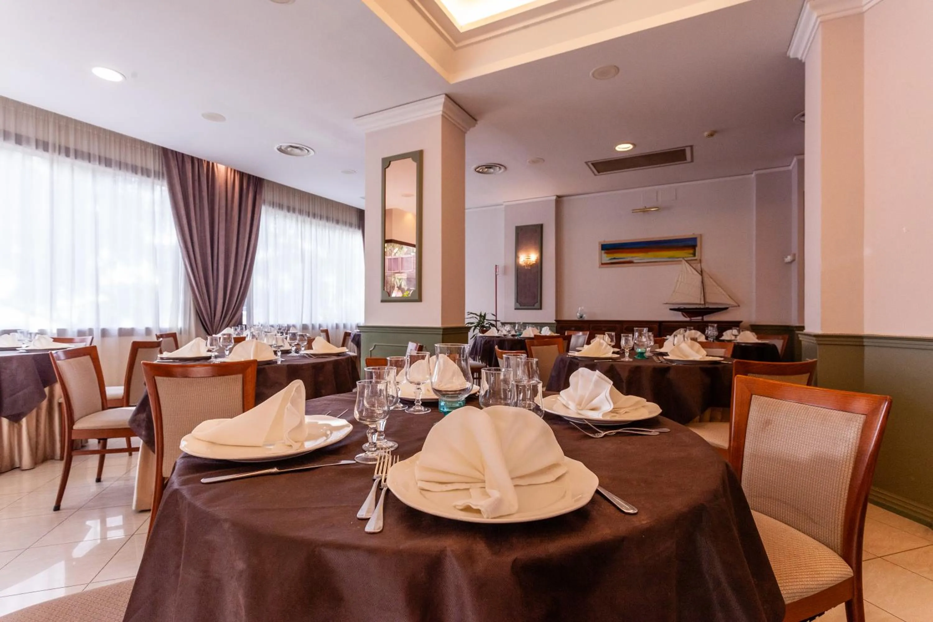 Restaurant/places to eat in Europa Palace Hotel