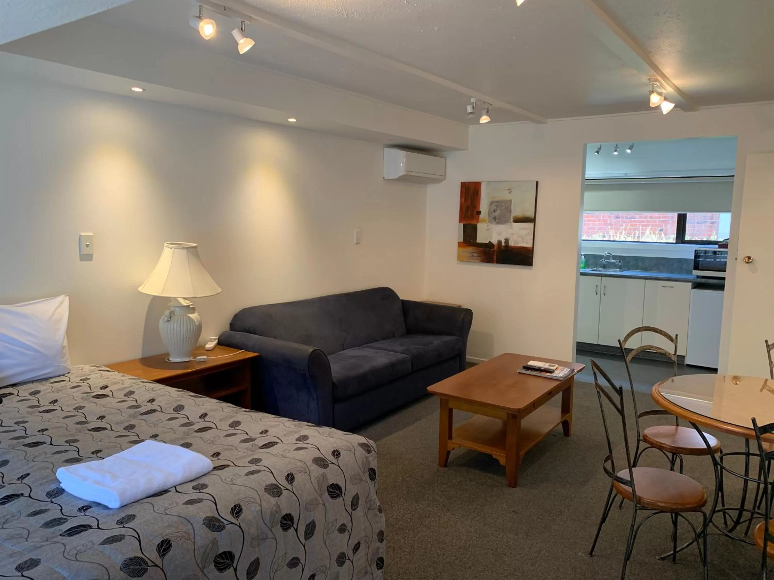 Bed in 755 Regal Court Motel