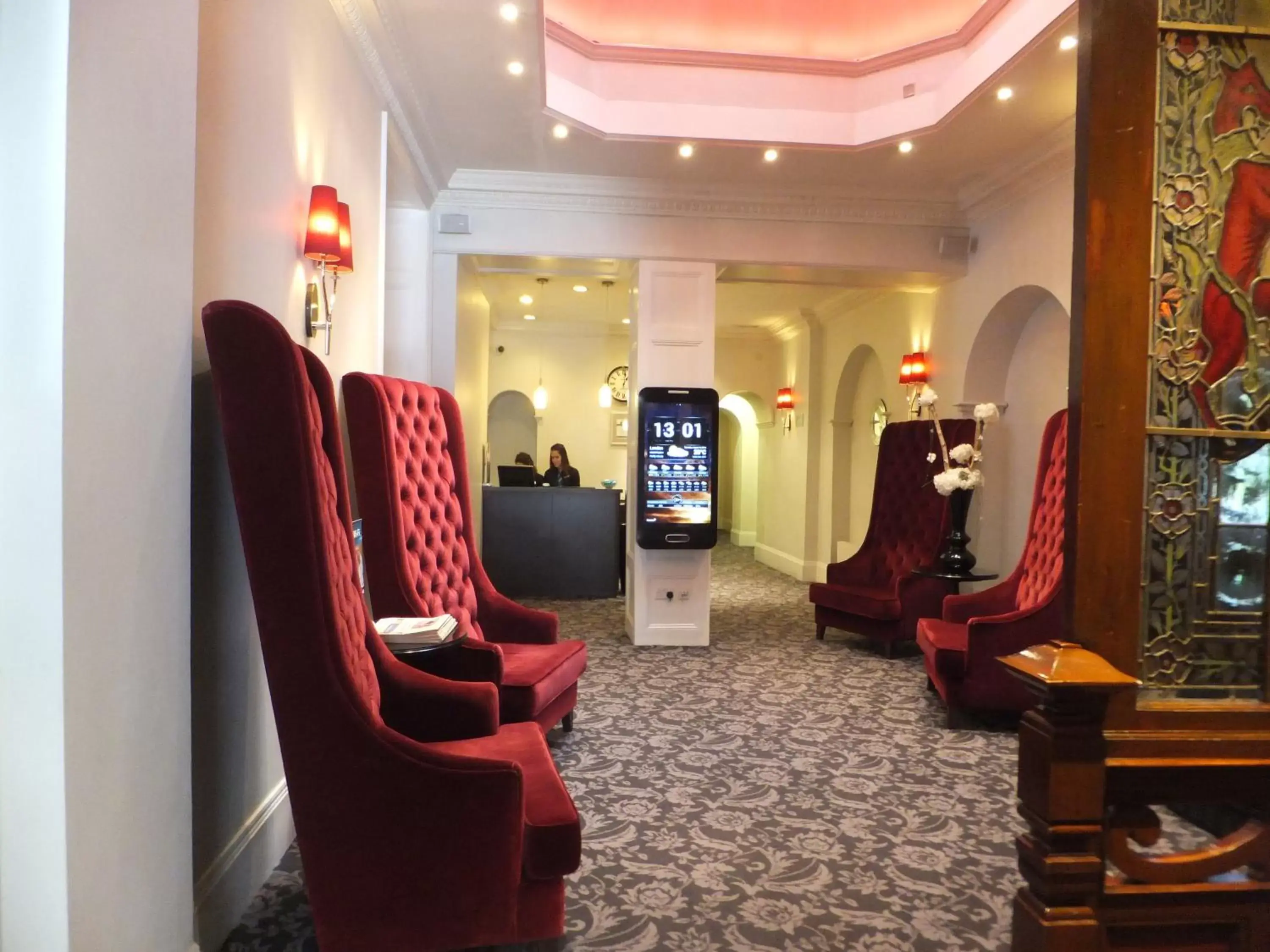 Lobby or reception in Thistle Bloomsbury Park