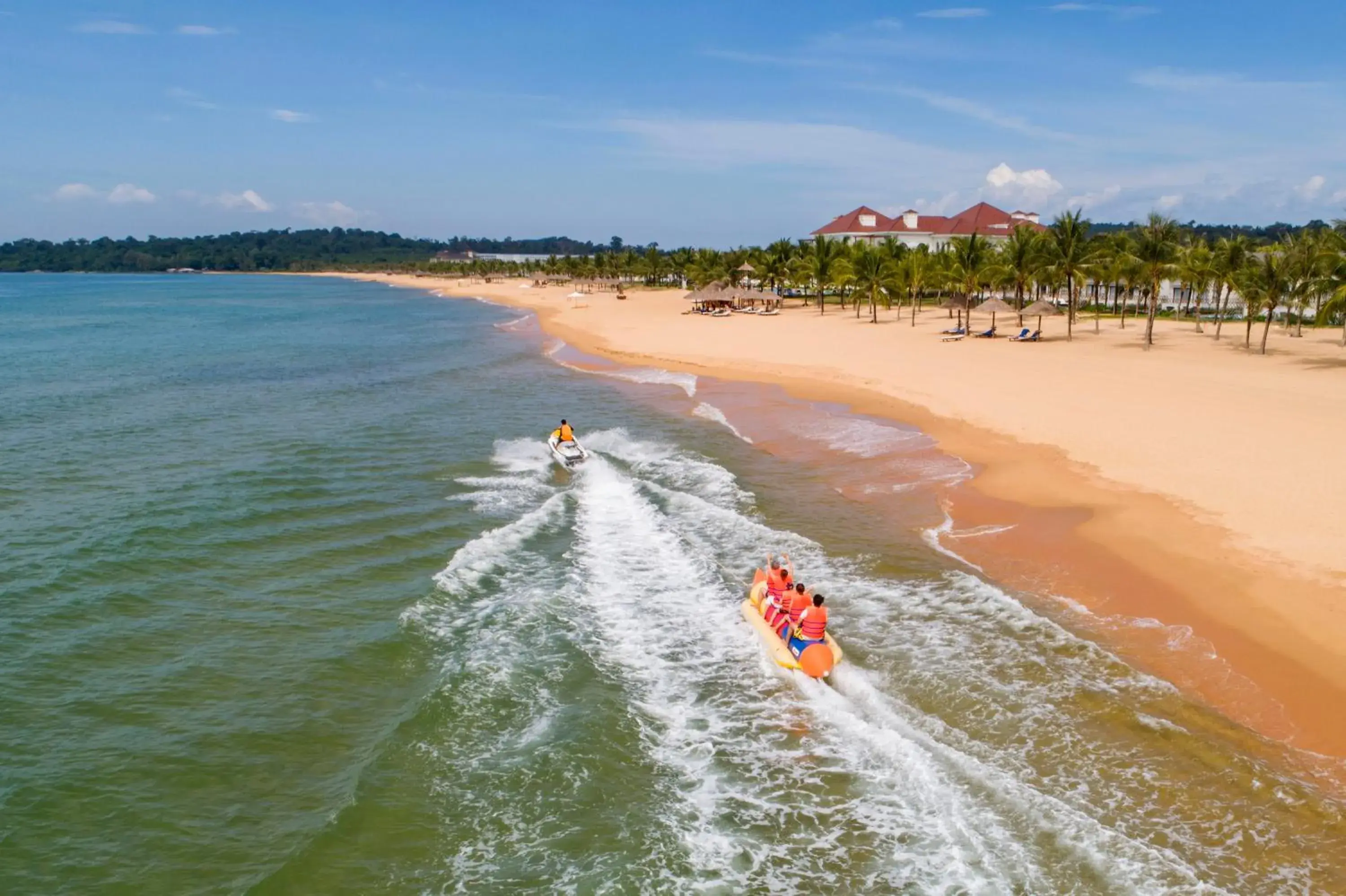 Activities, Beach in Melia Vinpearl Phu Quoc