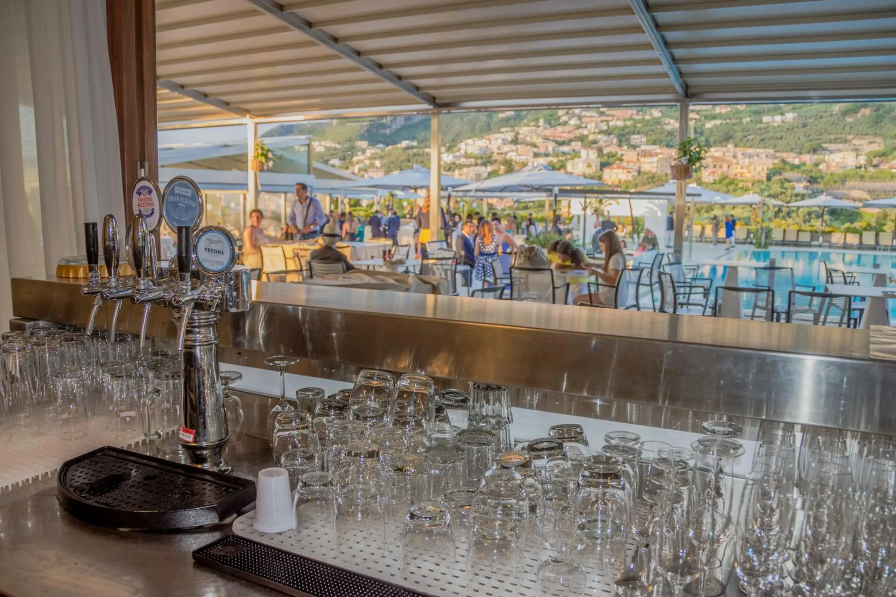 Lounge or bar in Grand Hotel Moon Valley