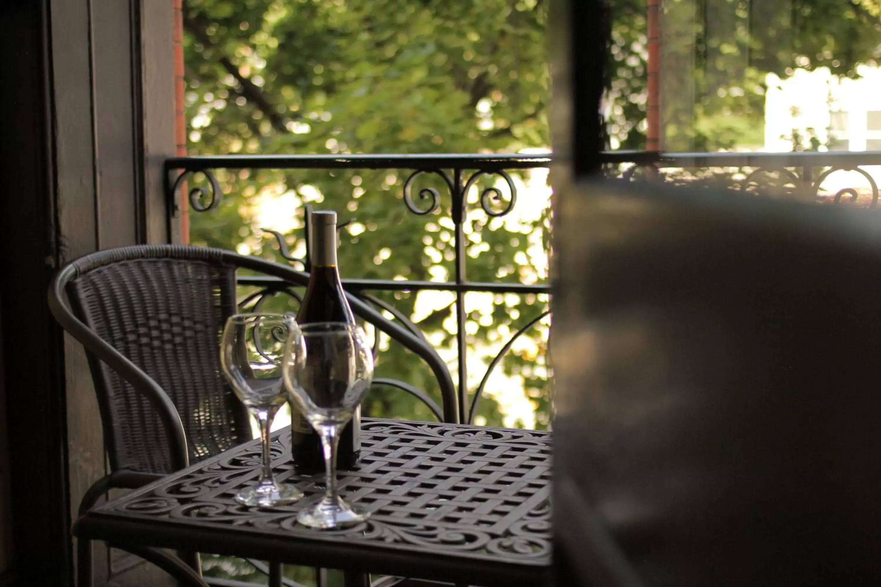 Patio in Hotel Wayne