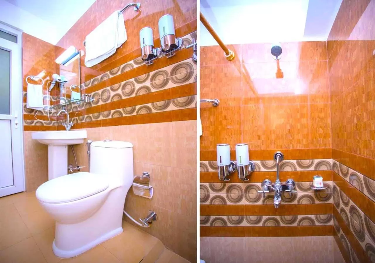 Bathroom in Hotel Access Nepal