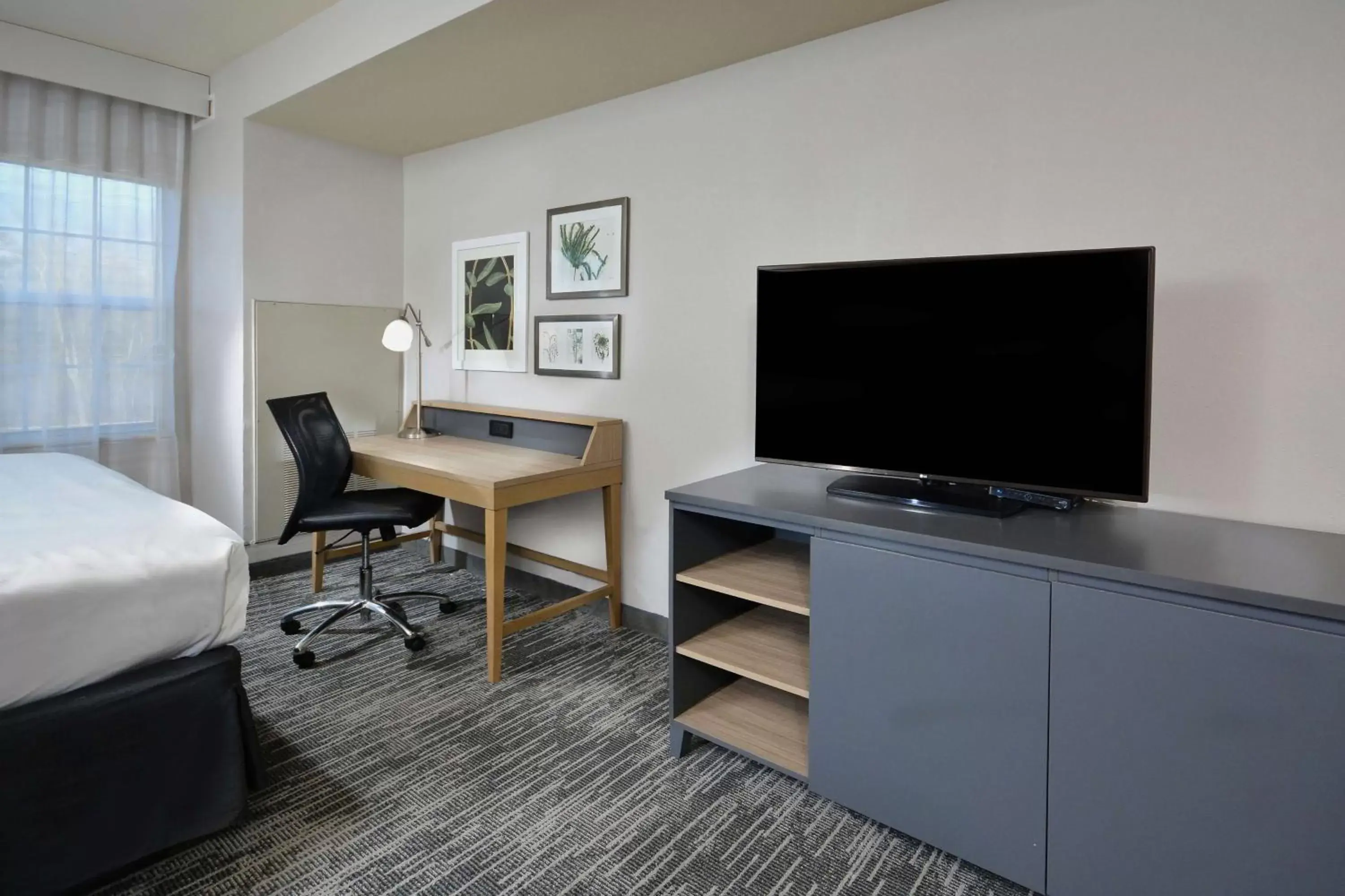 TV/Entertainment Center in Country Inn & Suites by Radisson Asheville West