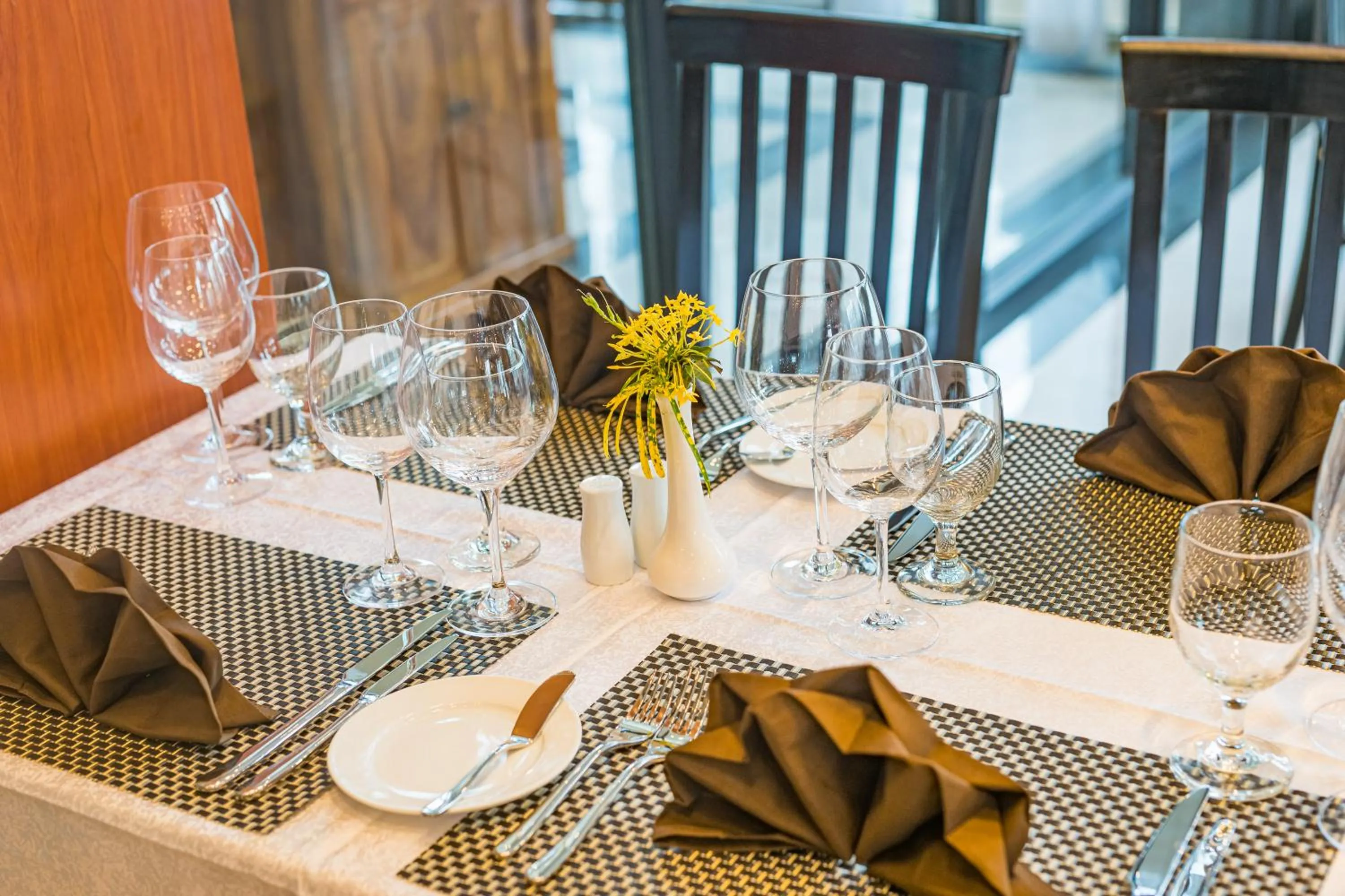 Restaurant/places to eat in Kampong Thom Royal Hotel