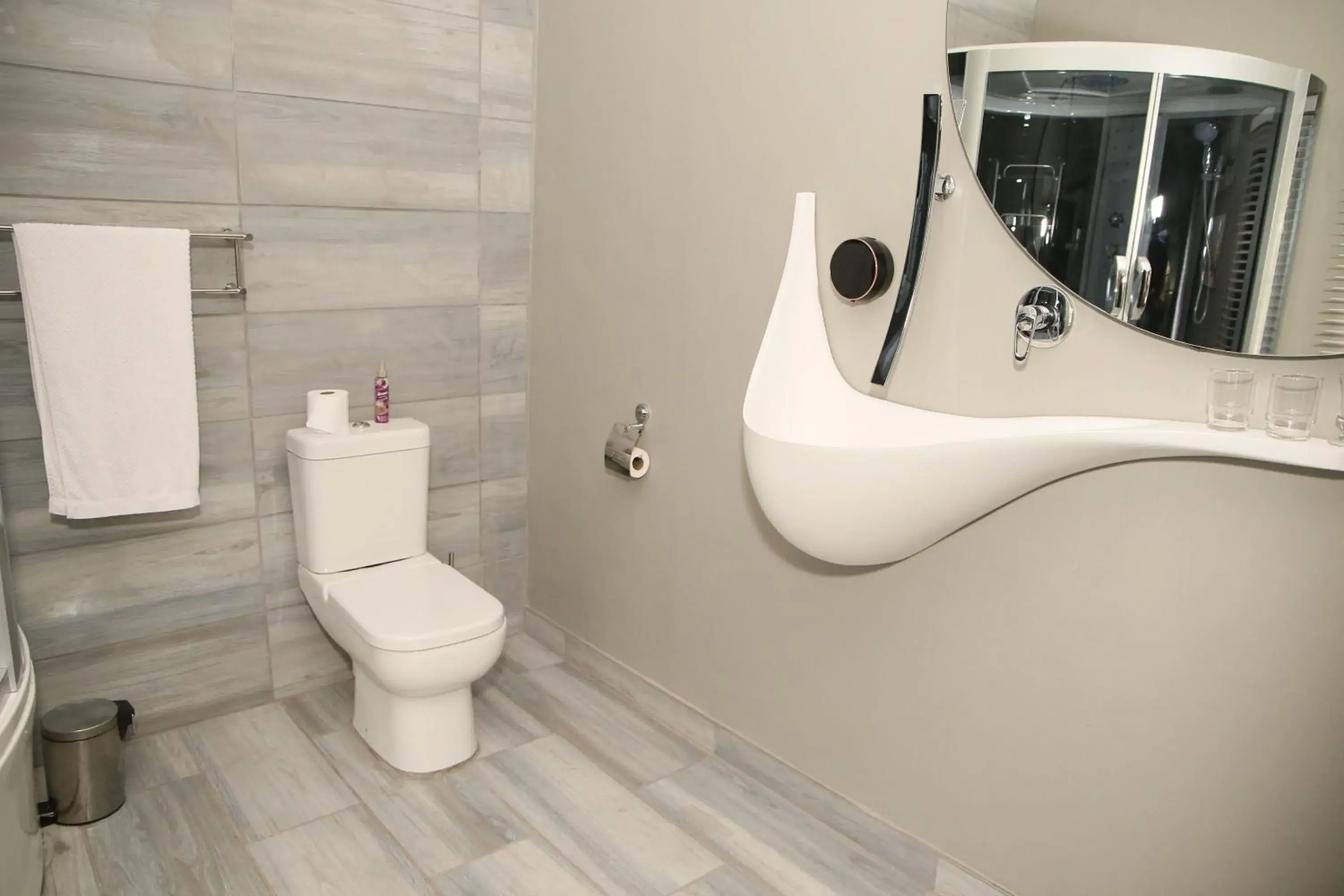 Moonriver Guesthouse Moonriver Guesthouse