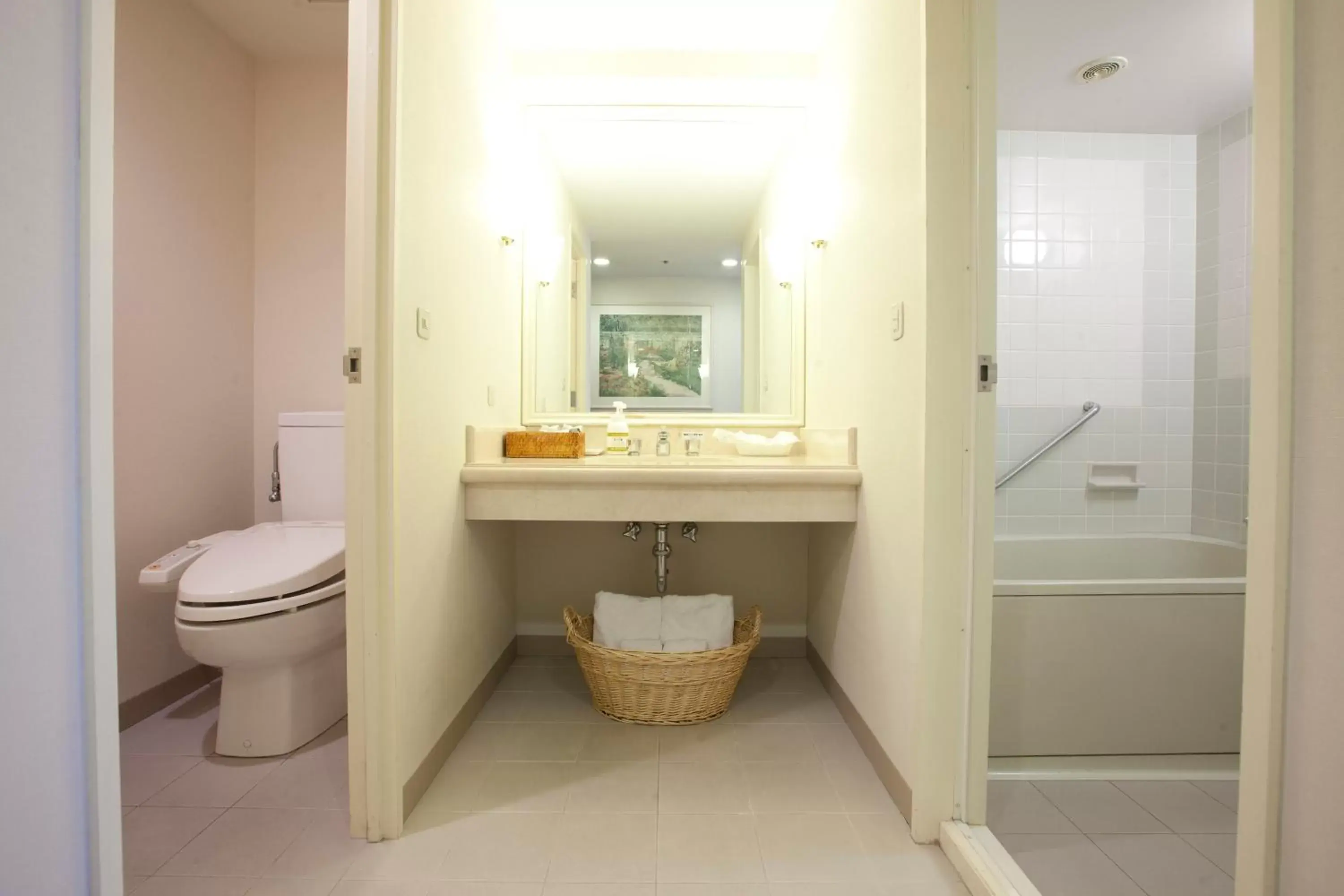 Bathroom in HOTEL MYSTAYS PREMIER Sapporo Park