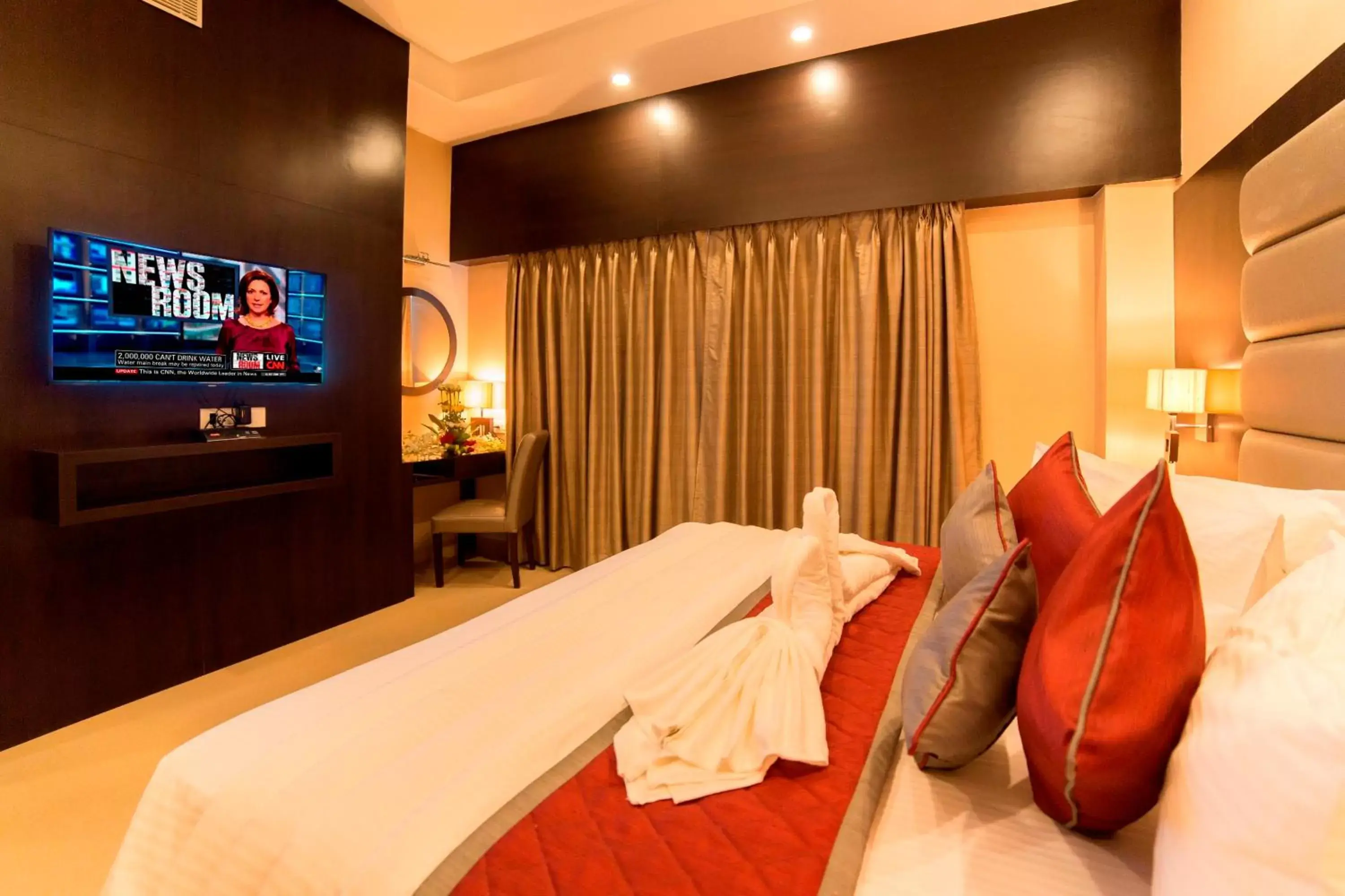 Bedroom, Room Photo in Golden Tulip Saltlake Kolkata