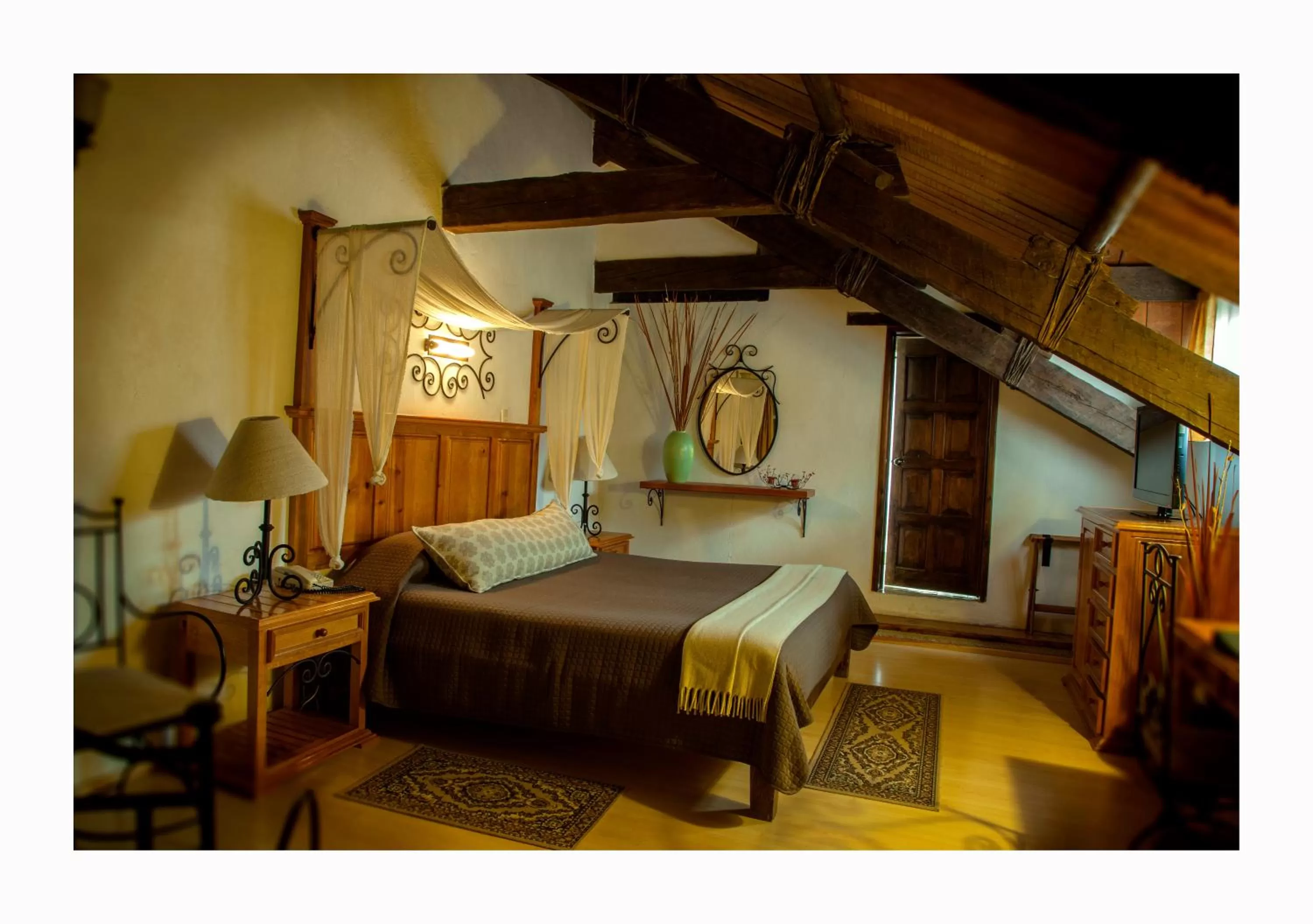 Bedroom, Bed in Hotel Casavieja