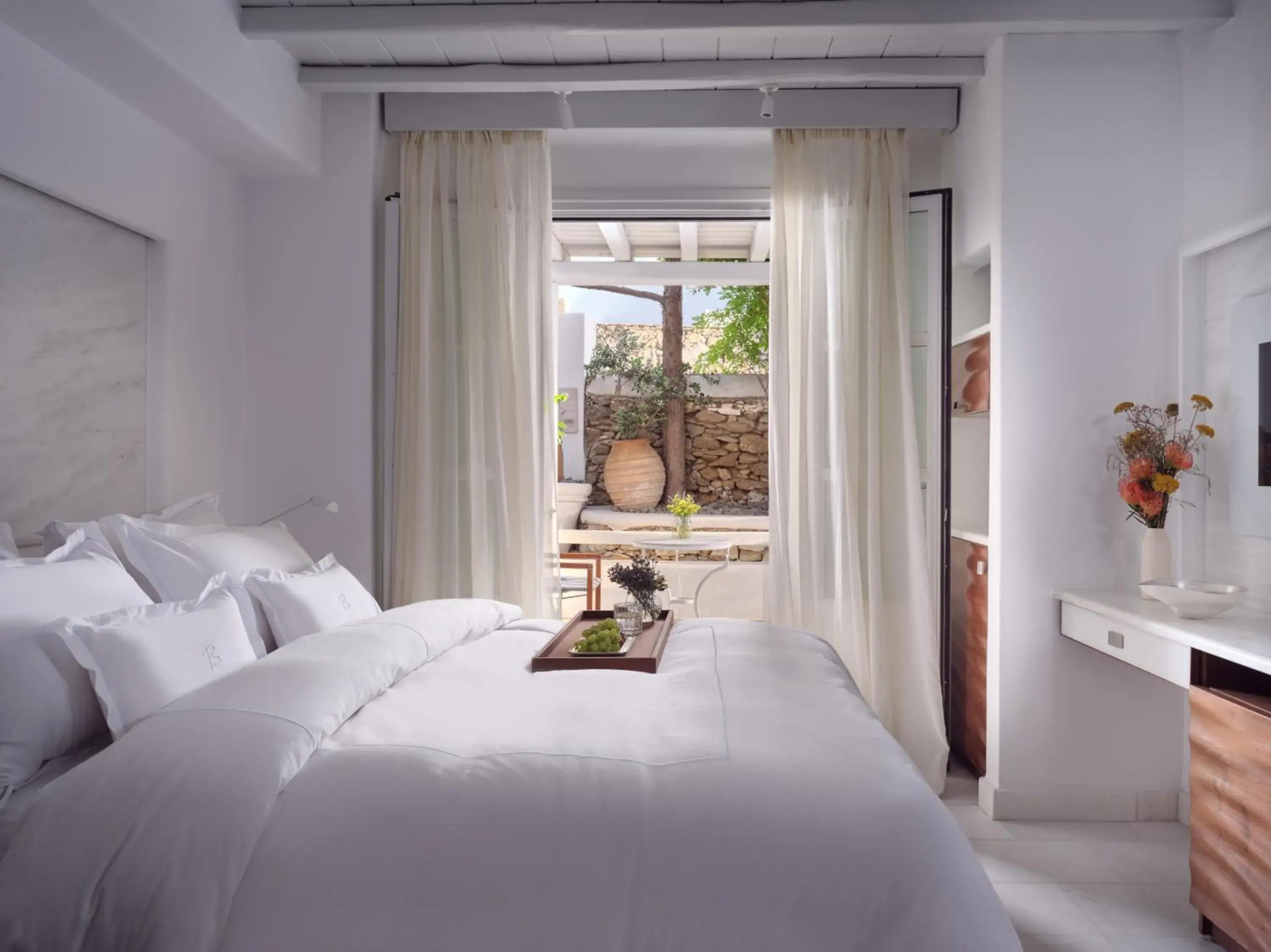 Bed in Belvedere Mykonos - Main Hotel