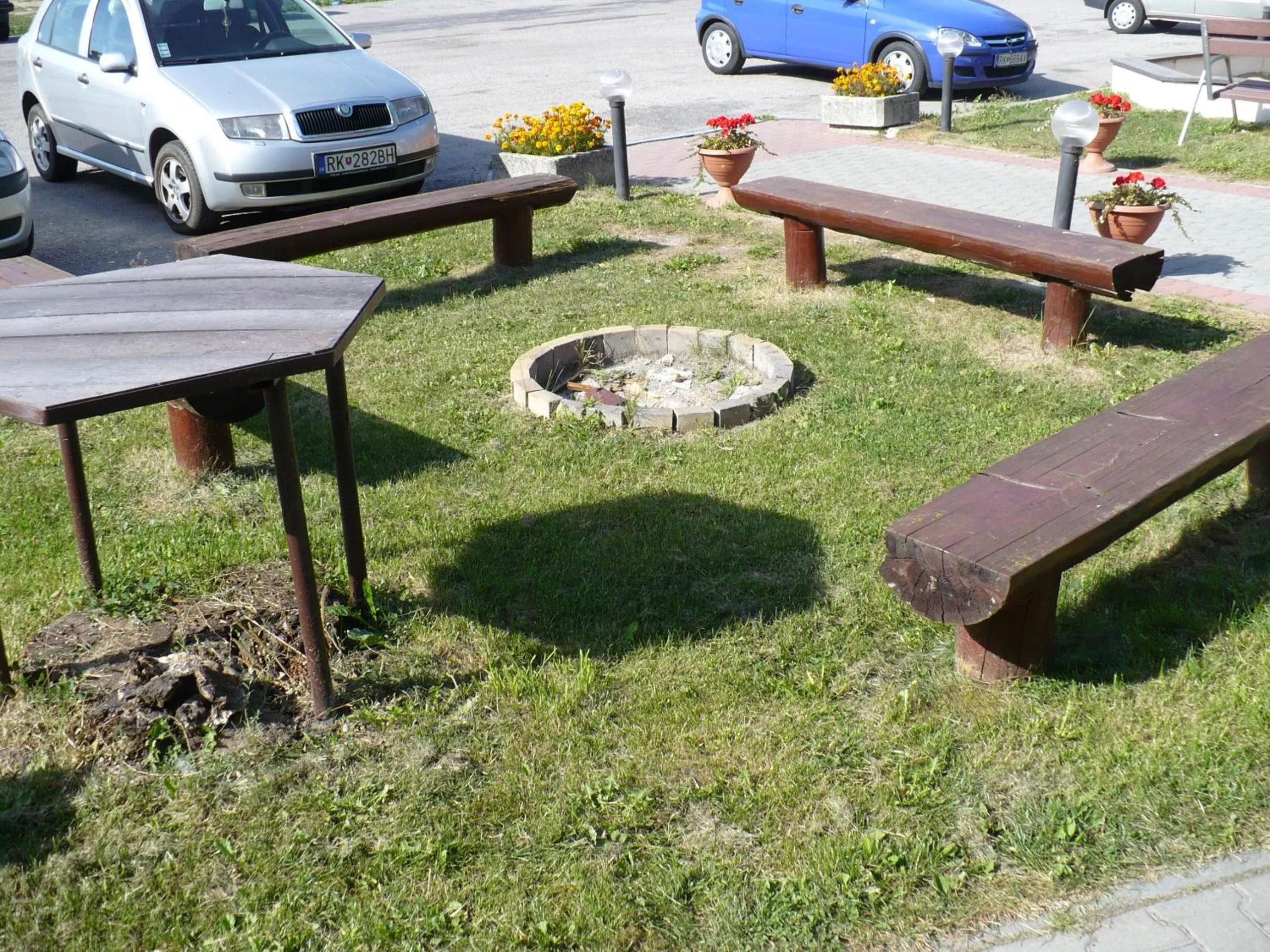BBQ facilities in Motel Ranč