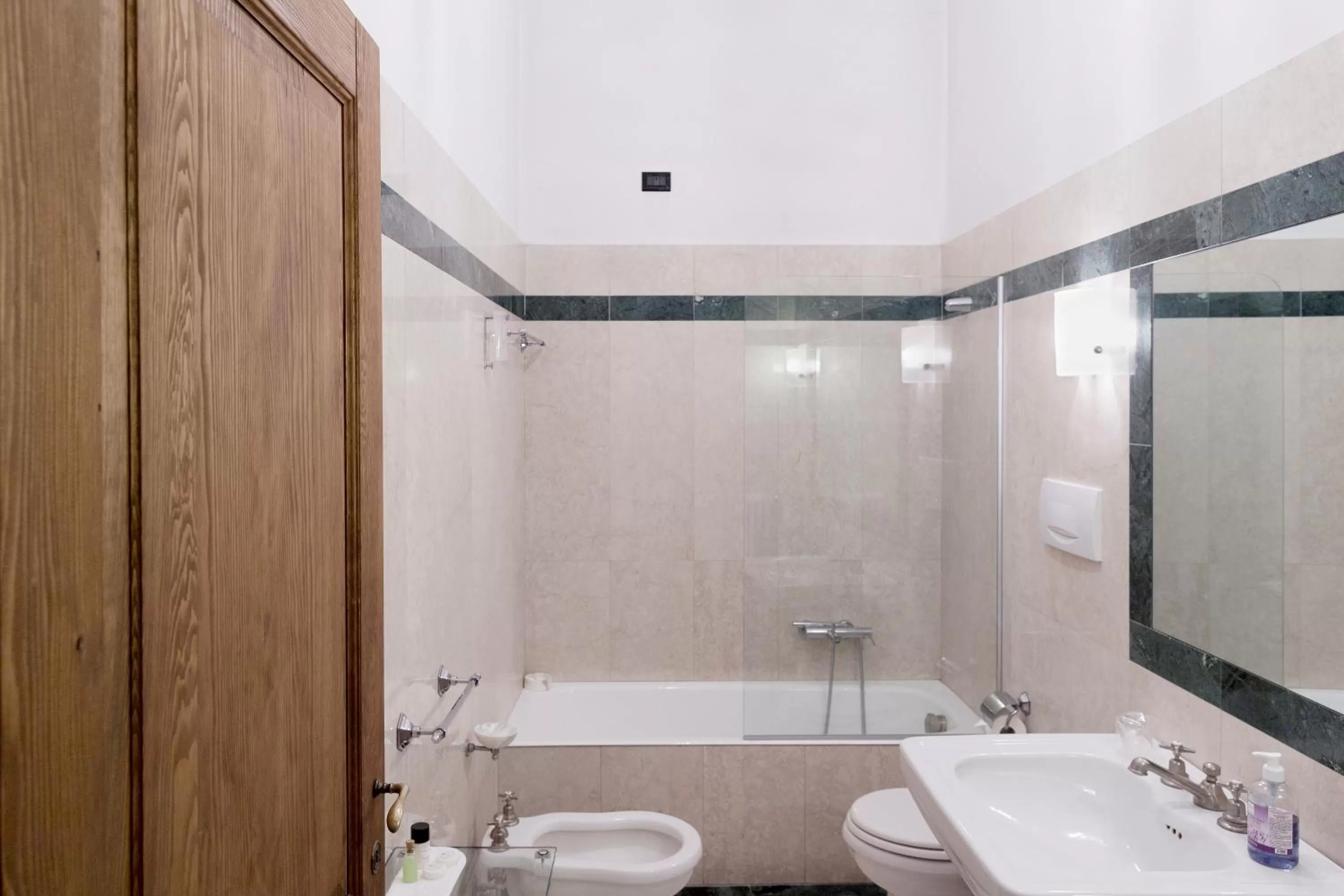 Hotel Locanda Dei Mai Intees