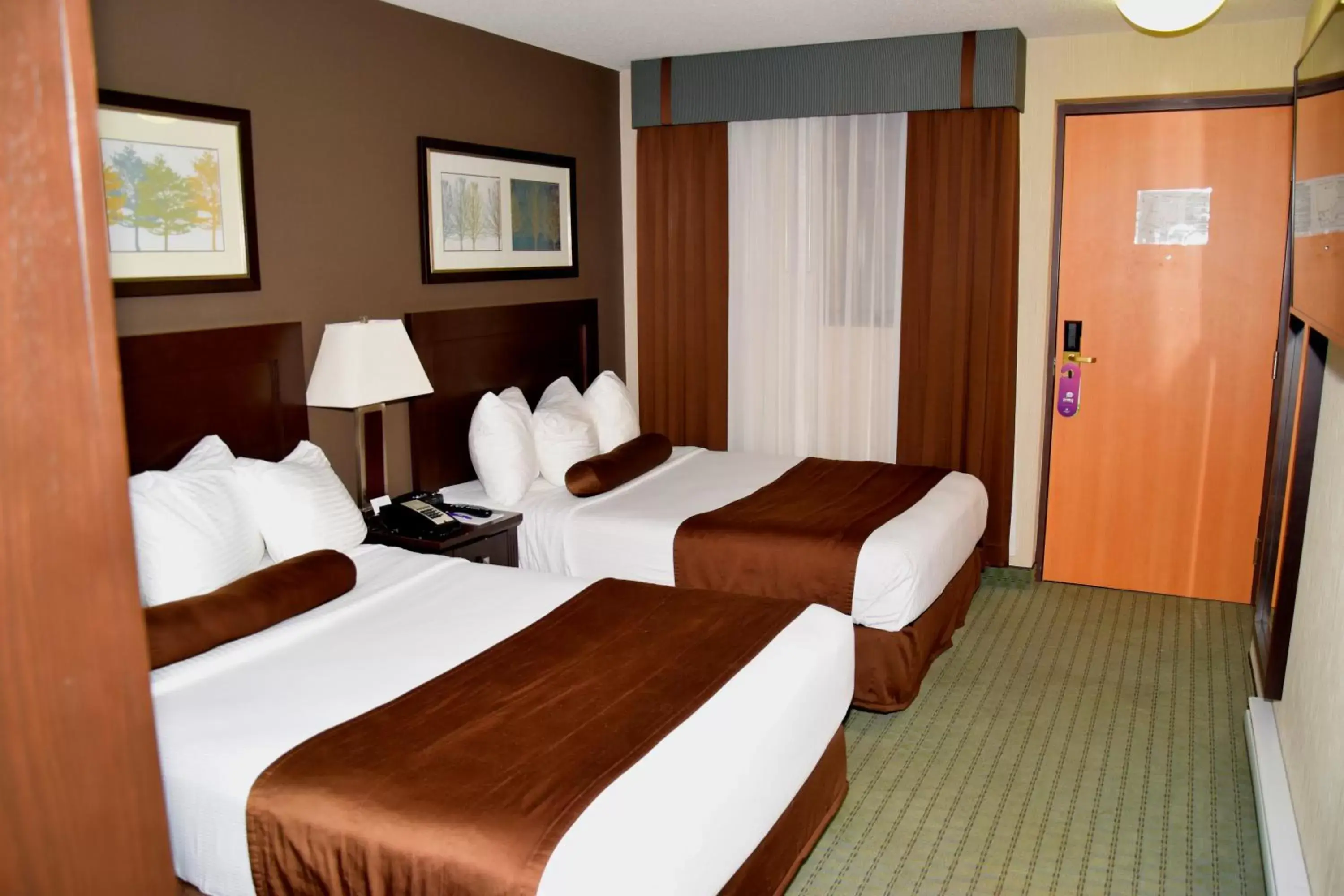 Photo of the whole room, Bed in Coast Lethbridge Hotel & Conference Centre