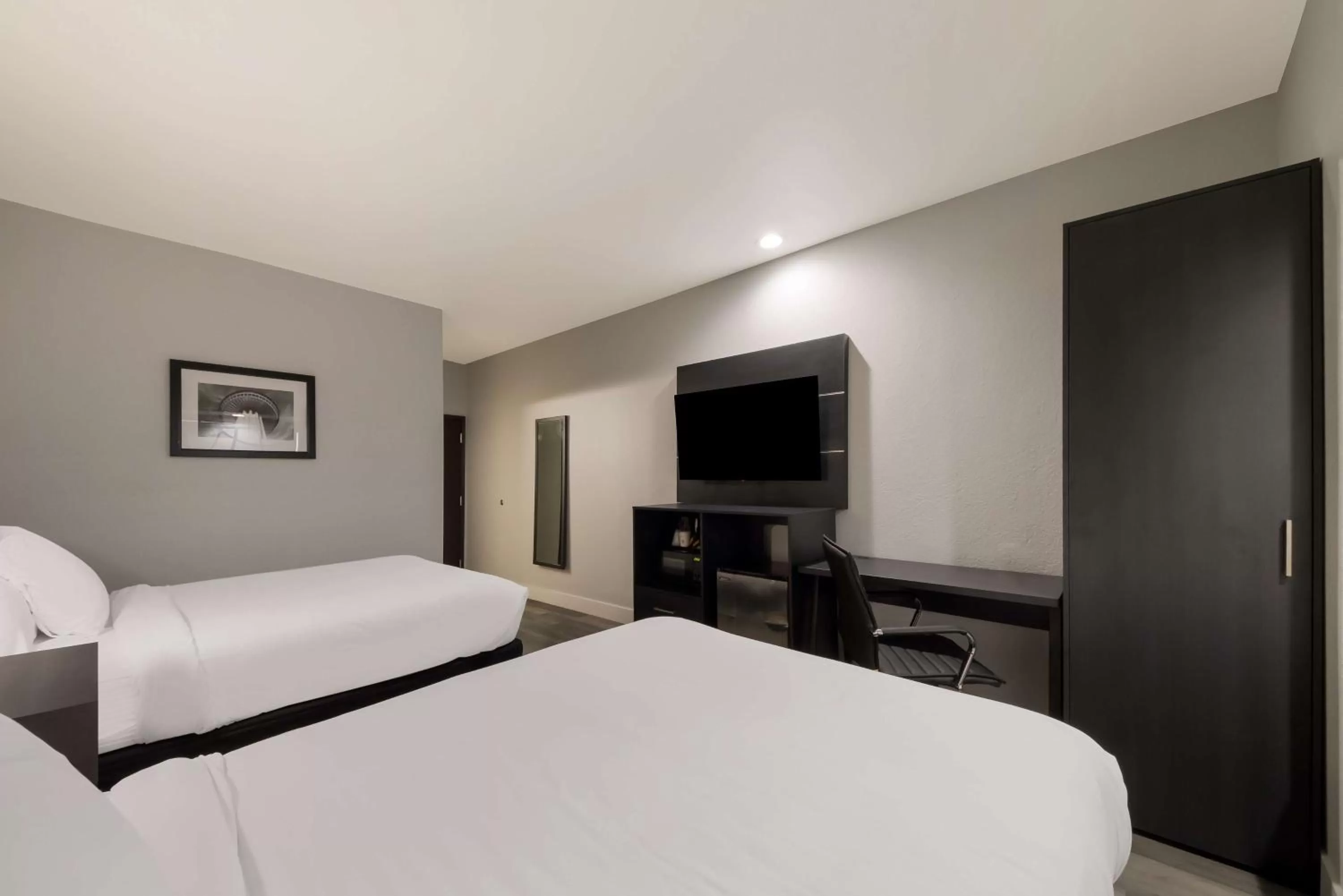 Bedroom, Bed in Best Western SeaWorld San Antonio