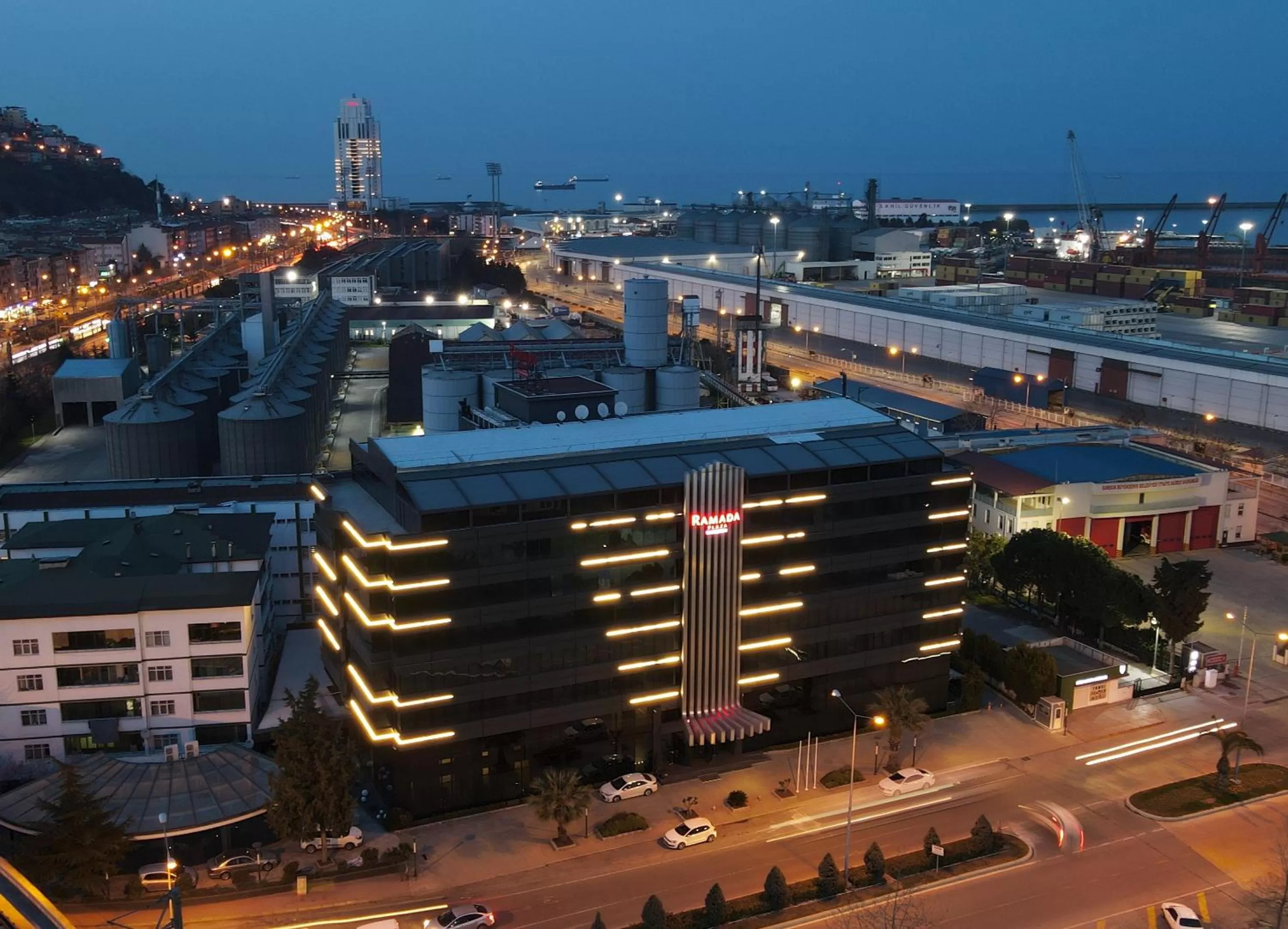 Property building in Ramada Plaza by Wyndham Samsun