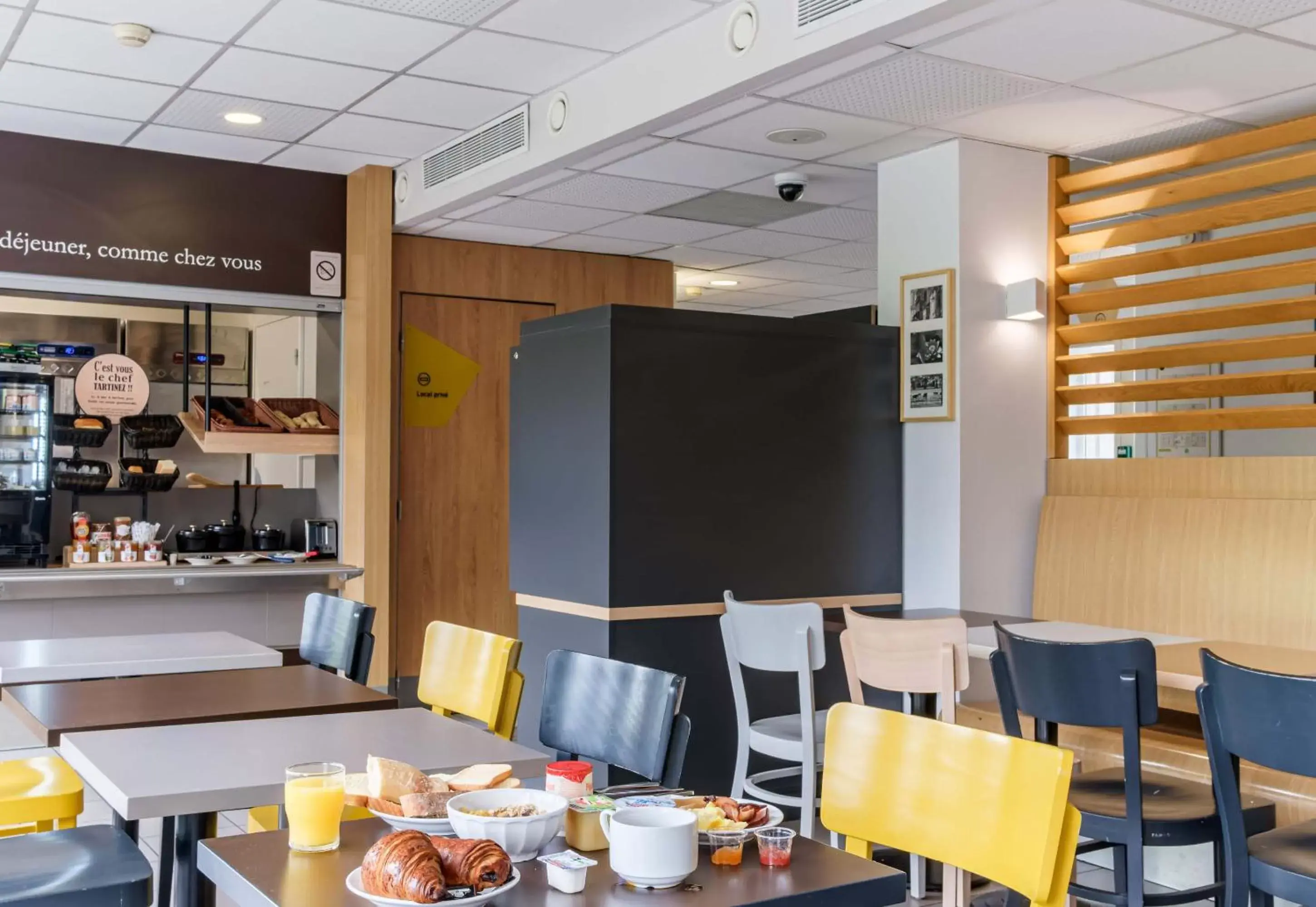 Buffet breakfast, Restaurant/Places to Eat in B&B HOTEL Belfort