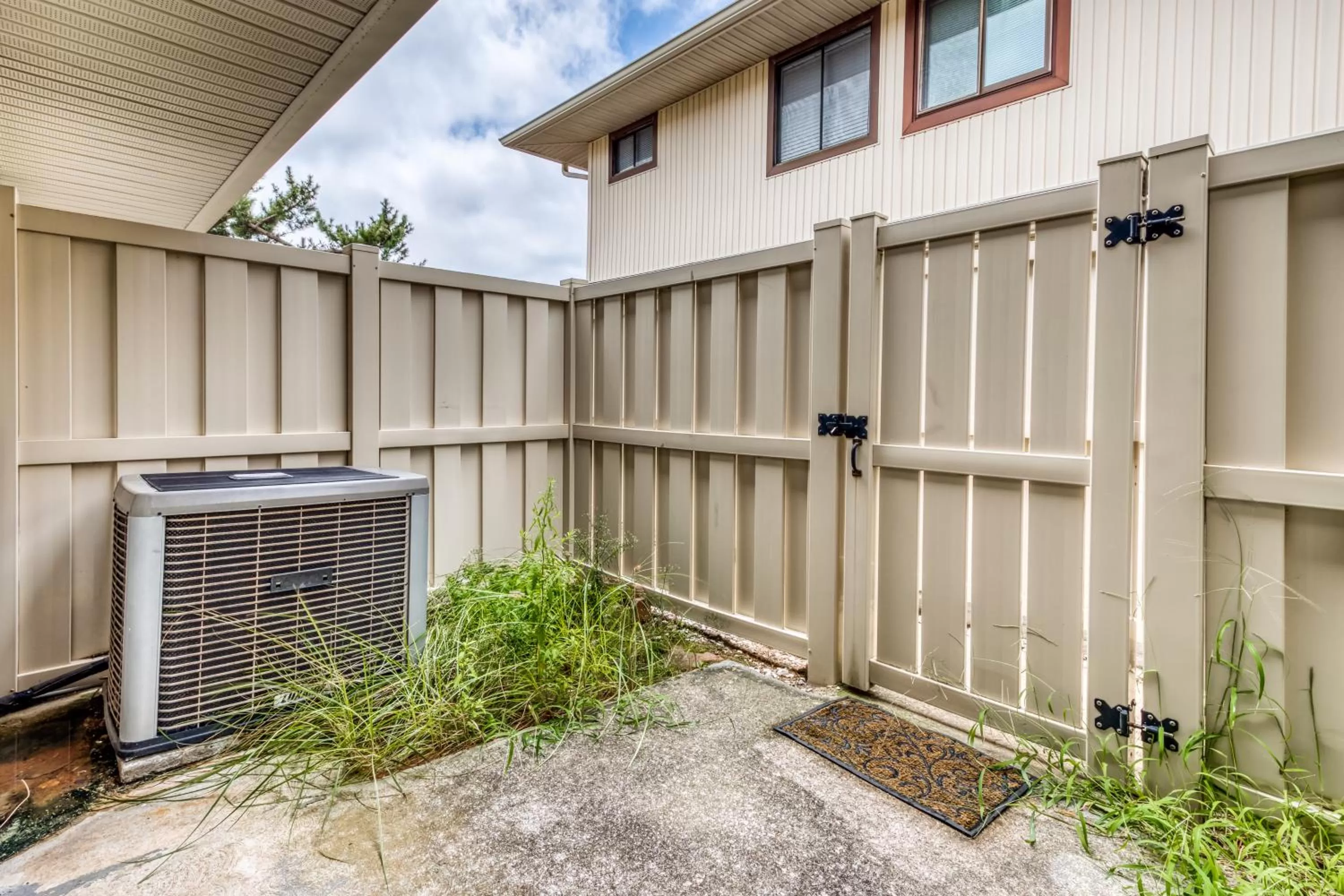 Property Building in Beach Club II