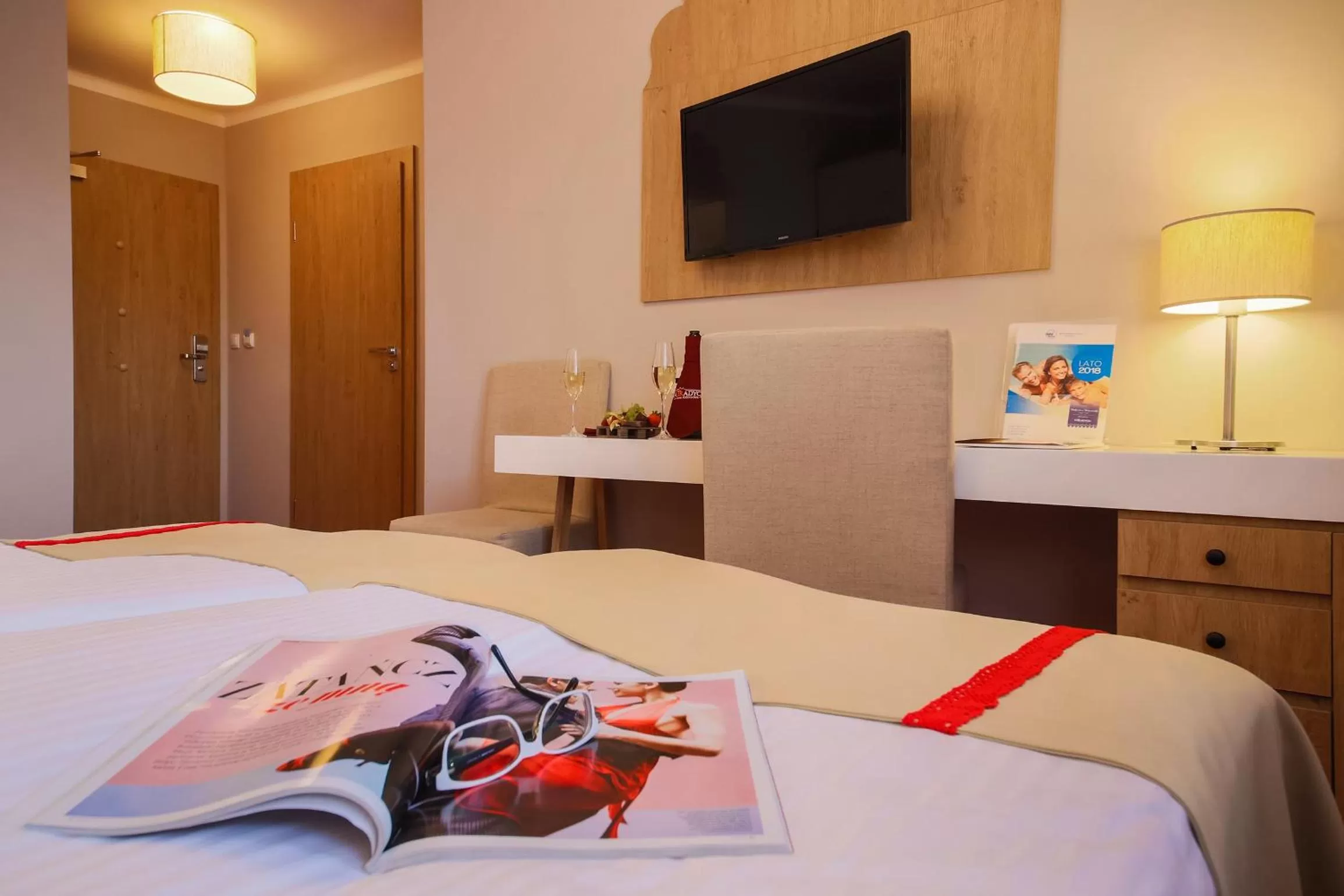 Photo of the whole room, Bed in HOTEL*** NAT Bukowina Tatrzańska