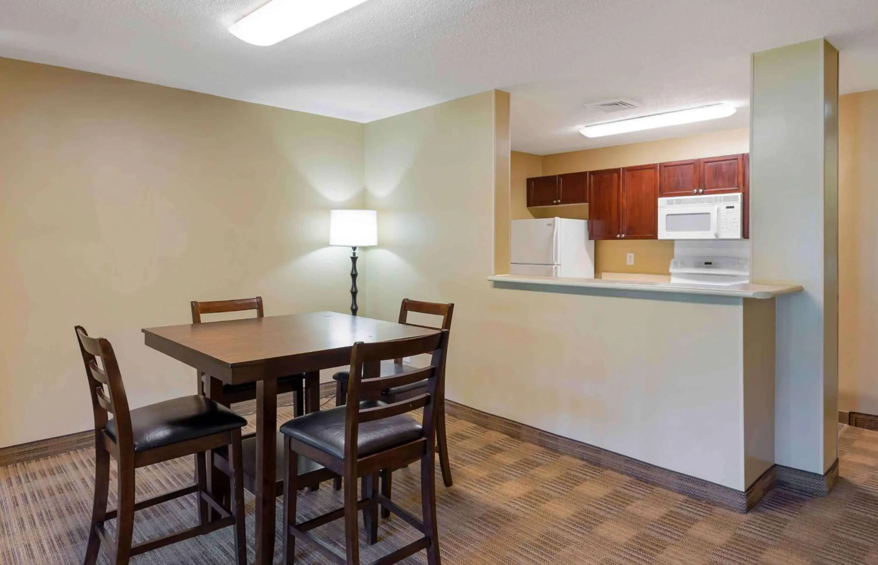 Bedroom, Dining Area in Extended Stay America Suites - Raleigh - RTP - 4919 Miami Blvd