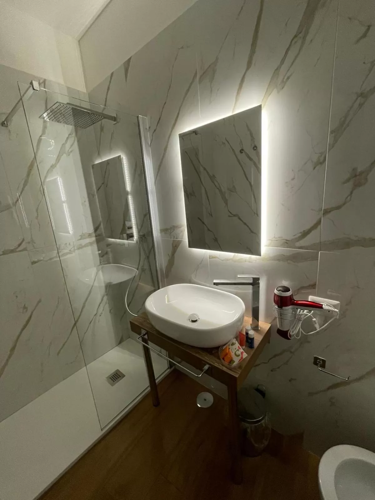 Shower, Bathroom in L'Angolo d'o core