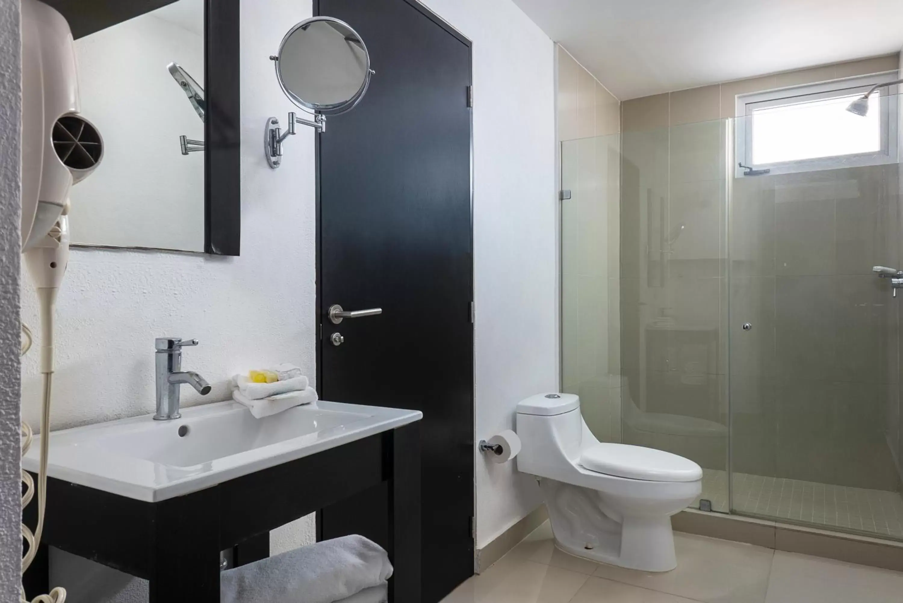 Shower, Bathroom in Suites Malecon Cancun