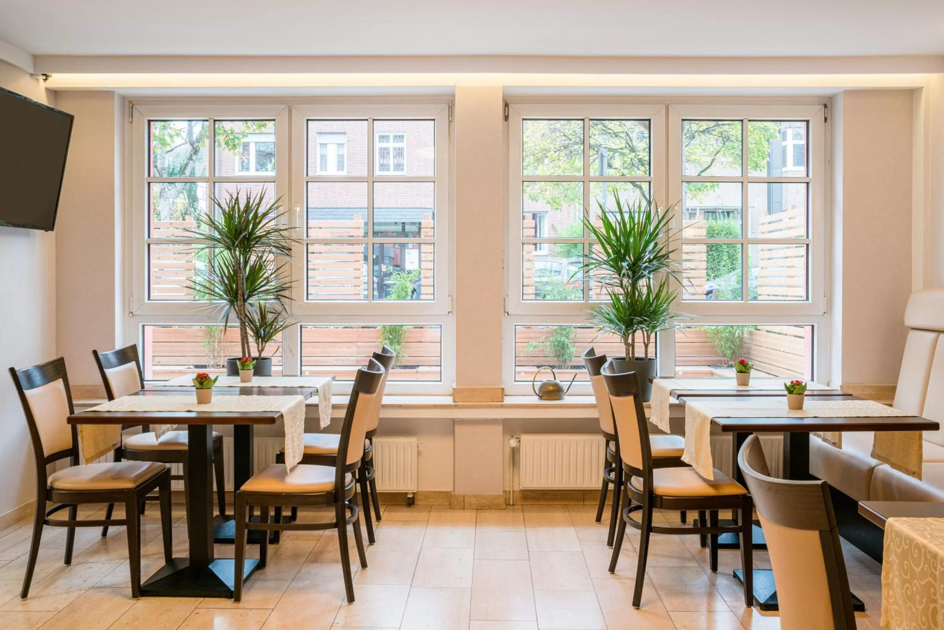 Restaurant/places to eat in Hotel Astoria Bonn