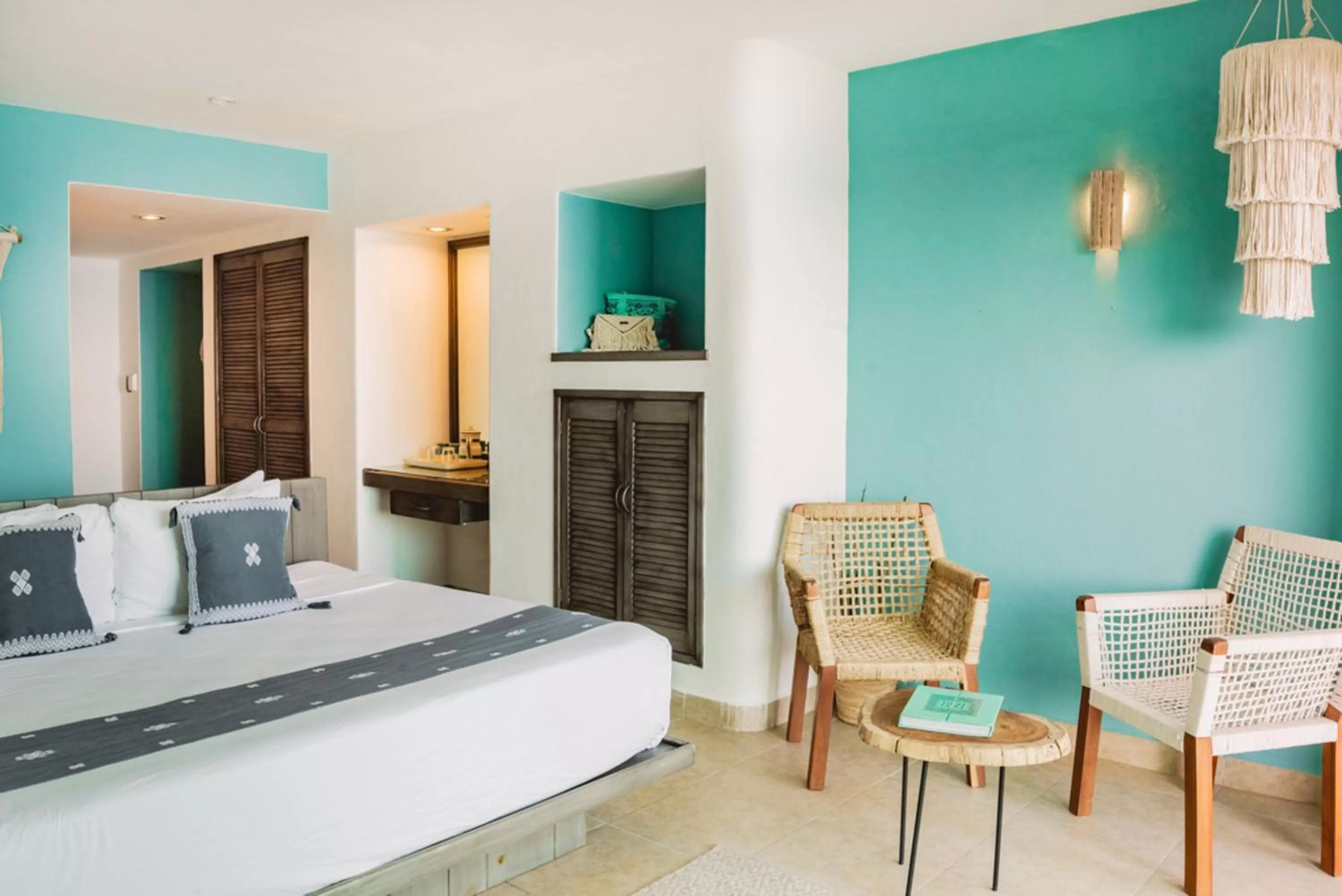 Photo of the whole room, Seating Area in Hotel B Cozumel