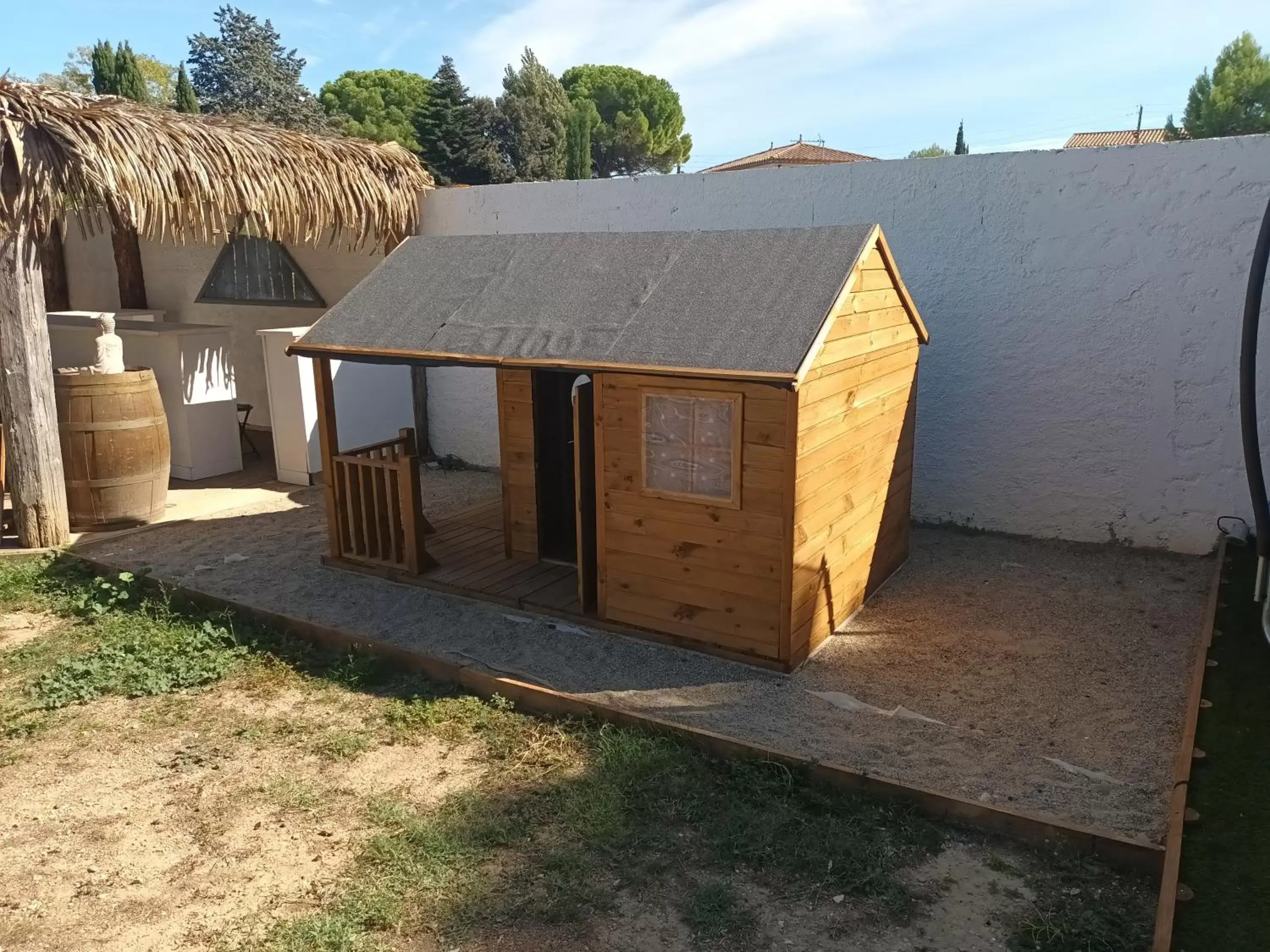 Children play ground, Property Building in La villa de Fleury